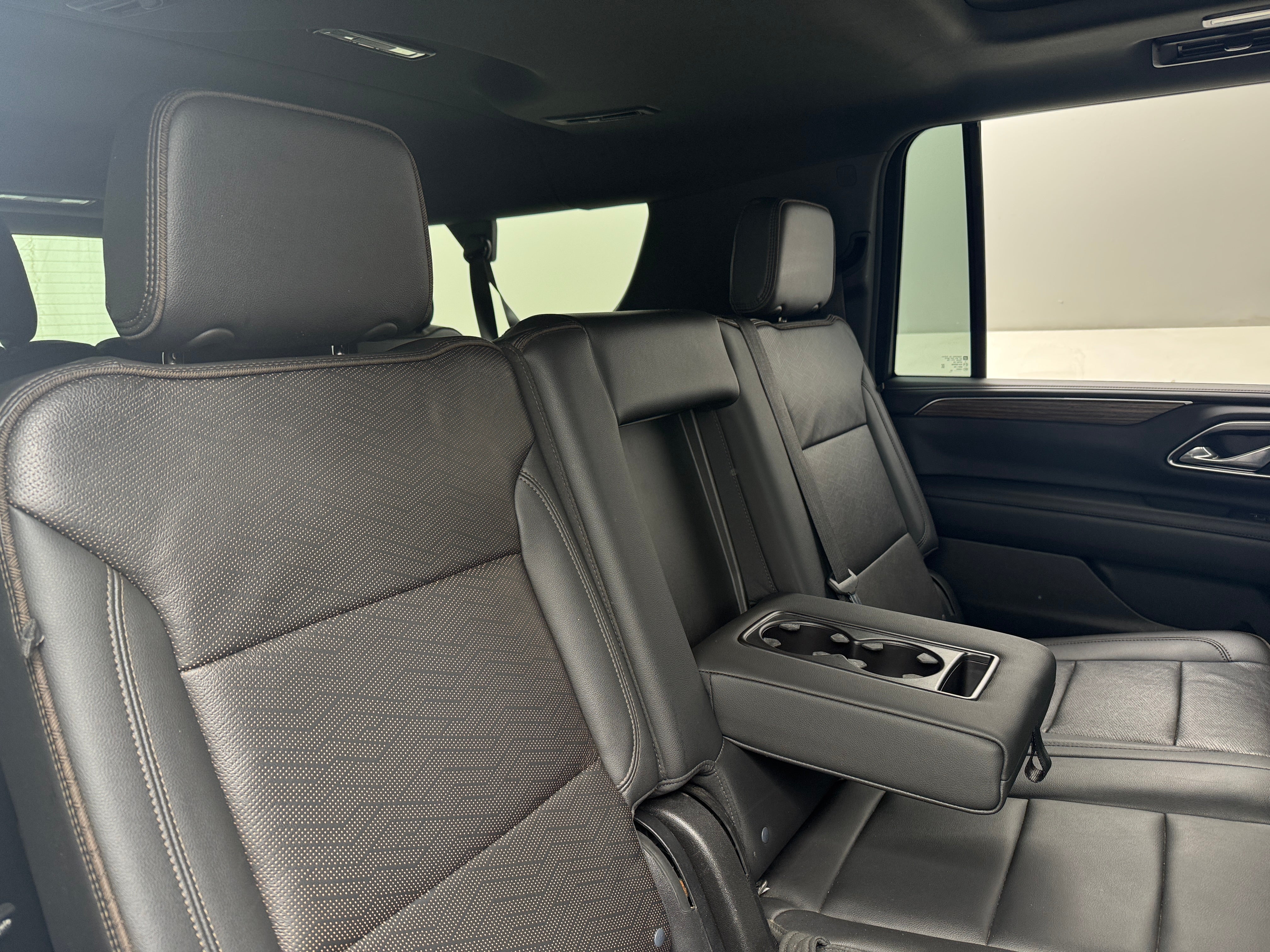 2021 Chevrolet Suburban High Country 5
