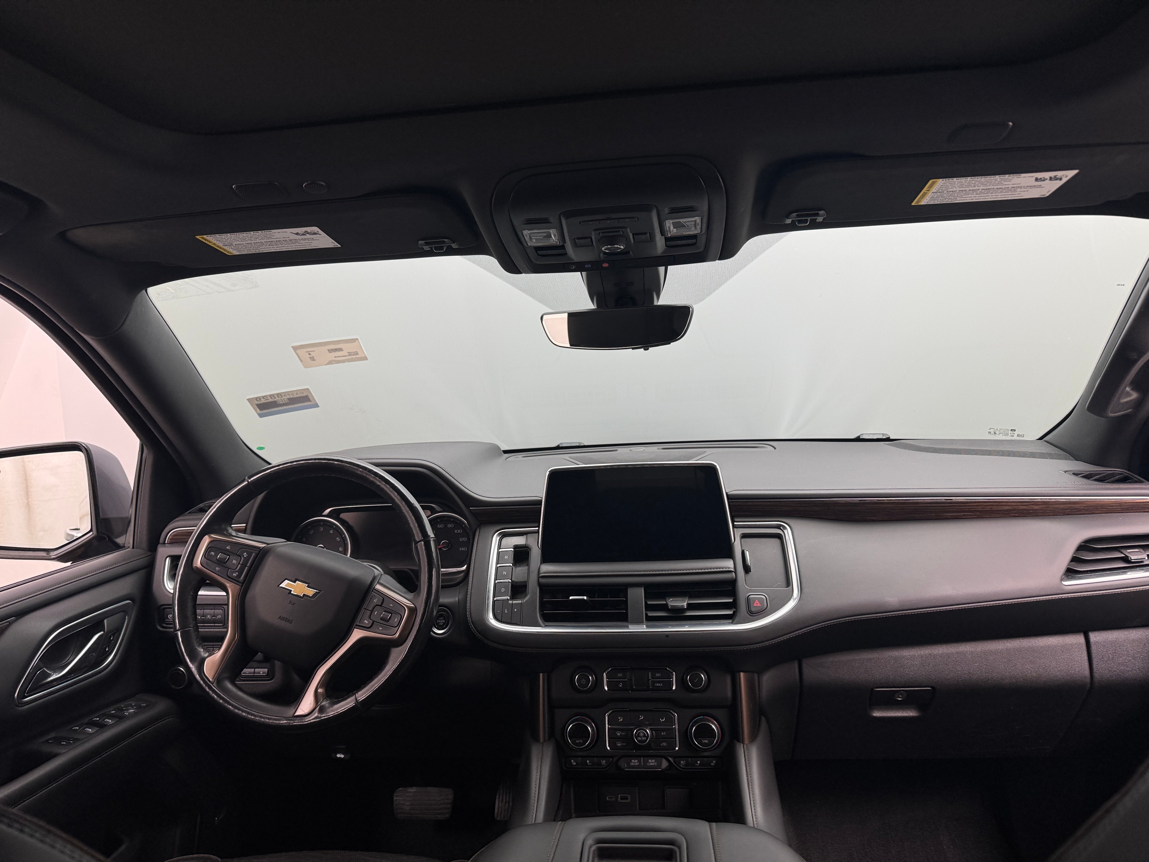 2021 Chevrolet Suburban High Country 2