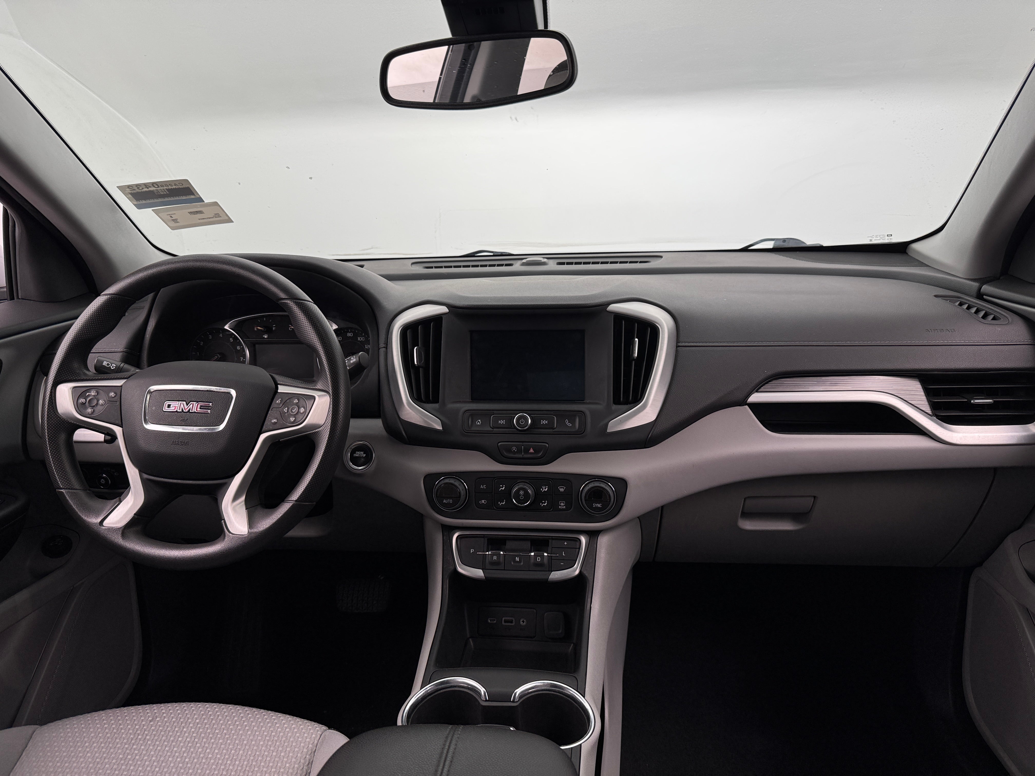 2023 GMC Terrain SLE 3