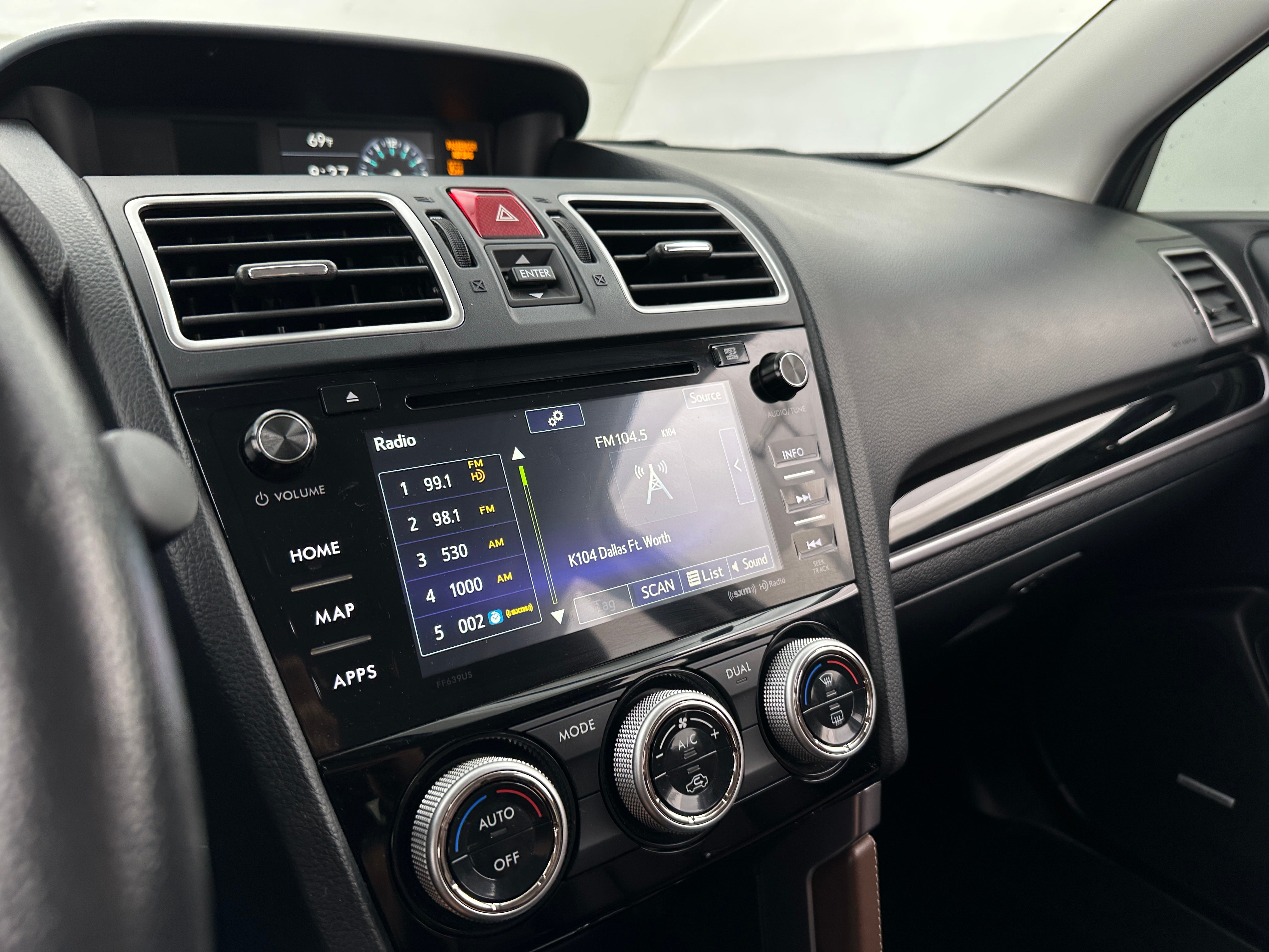 2018 Subaru Forester Touring 3