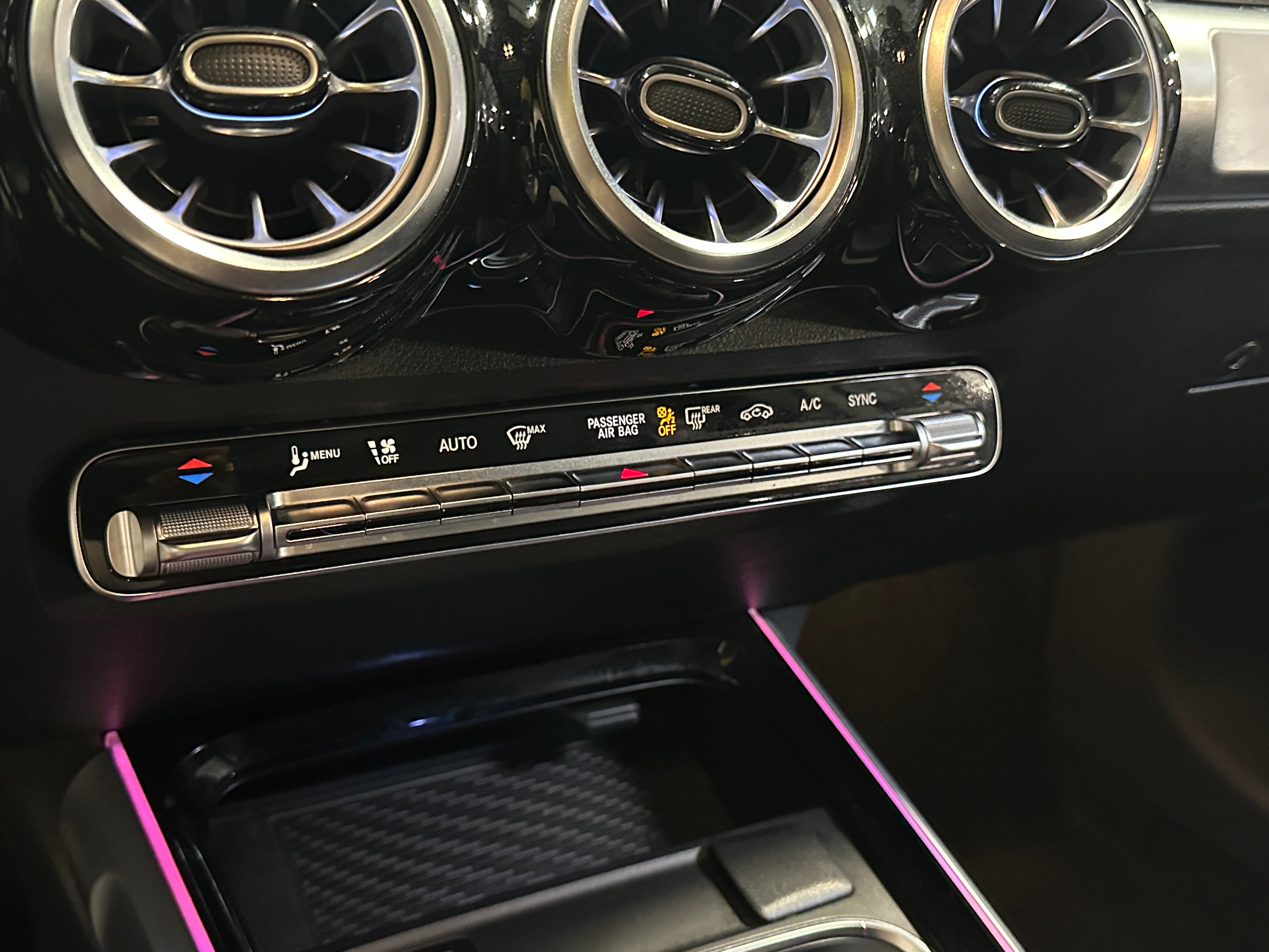 2024 Mercedes-Benz GLB 250 3
