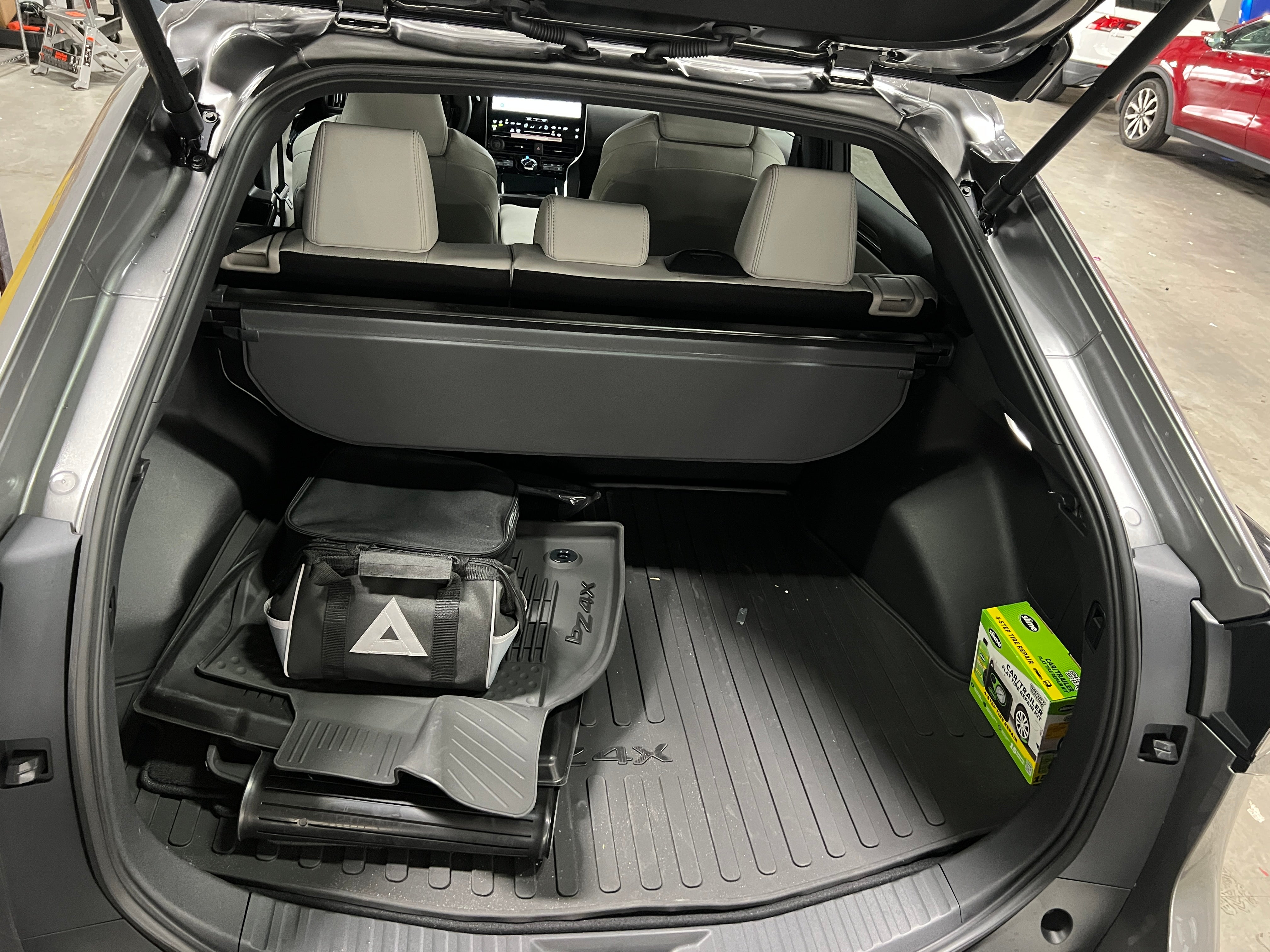 2024 Toyota bZ4X Limited 6