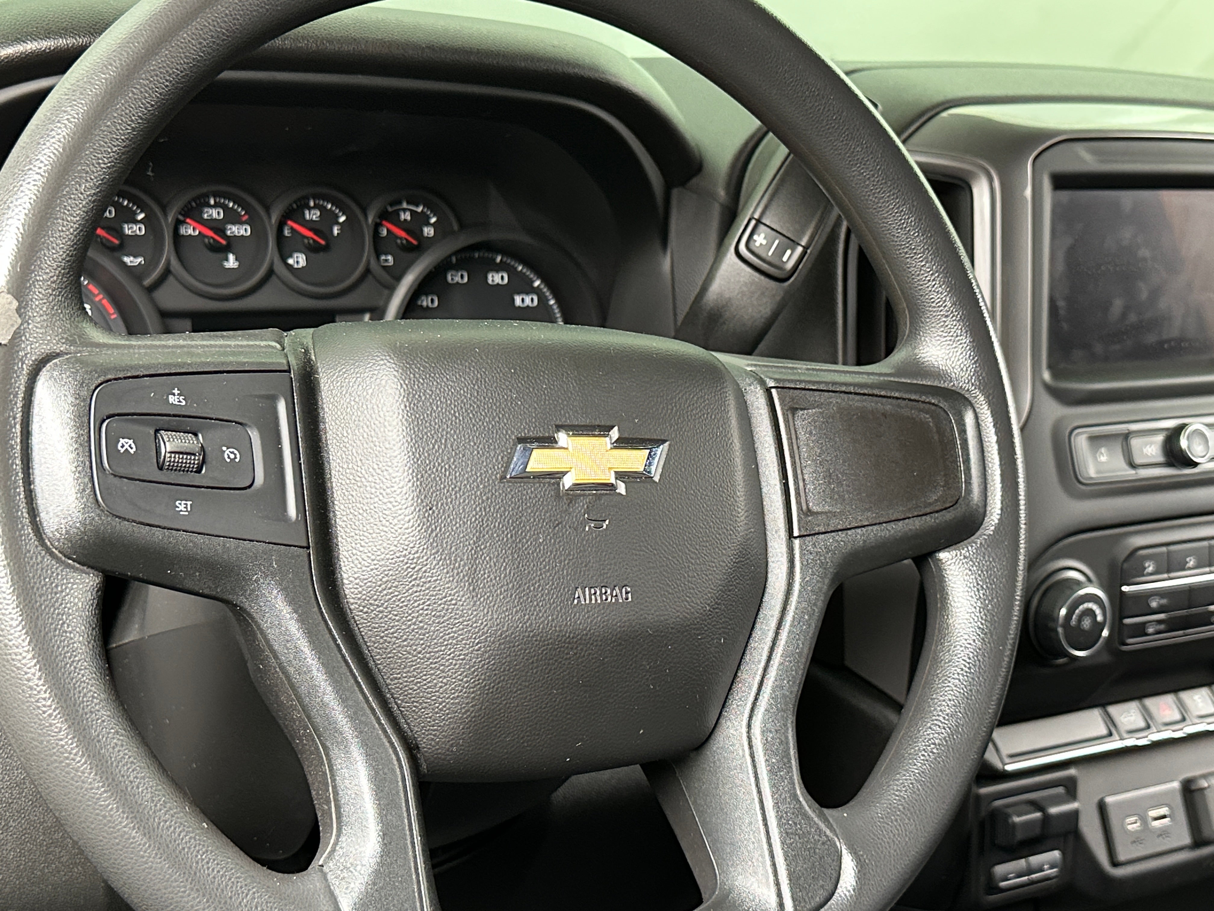 2022 Chevrolet Silverado 2500 Custom 5