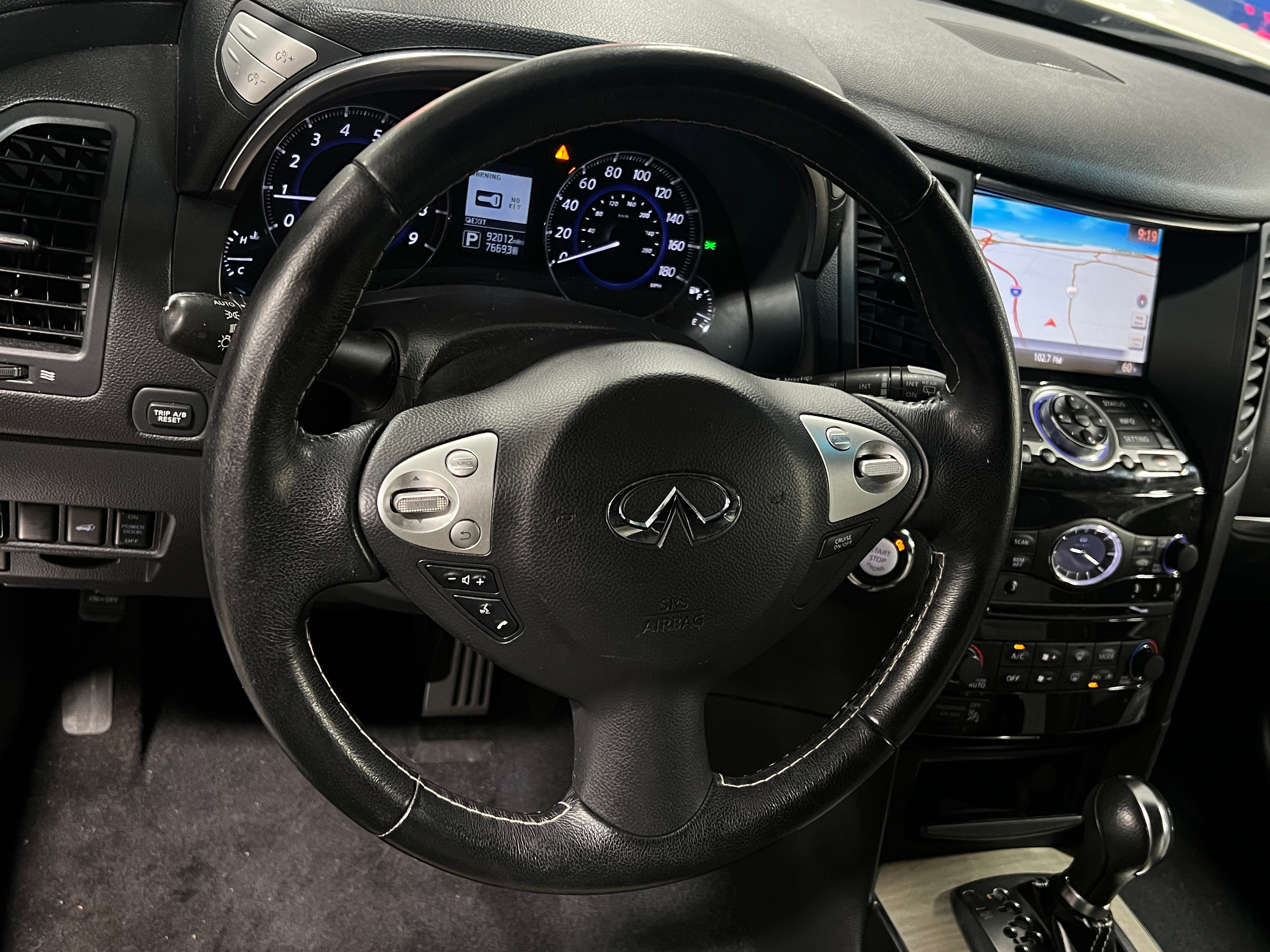 2017 INFINITI QX70  4
