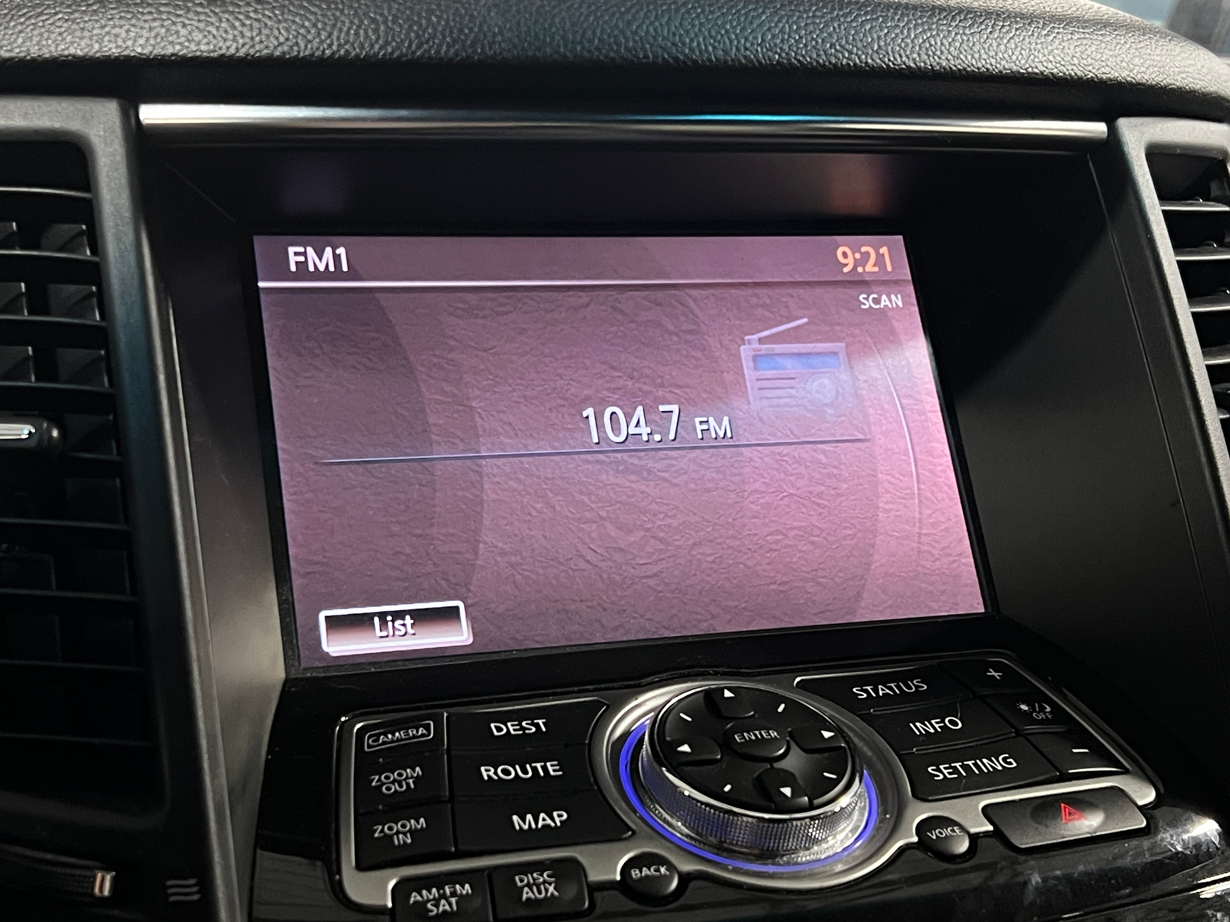 2017 INFINITI QX70  3