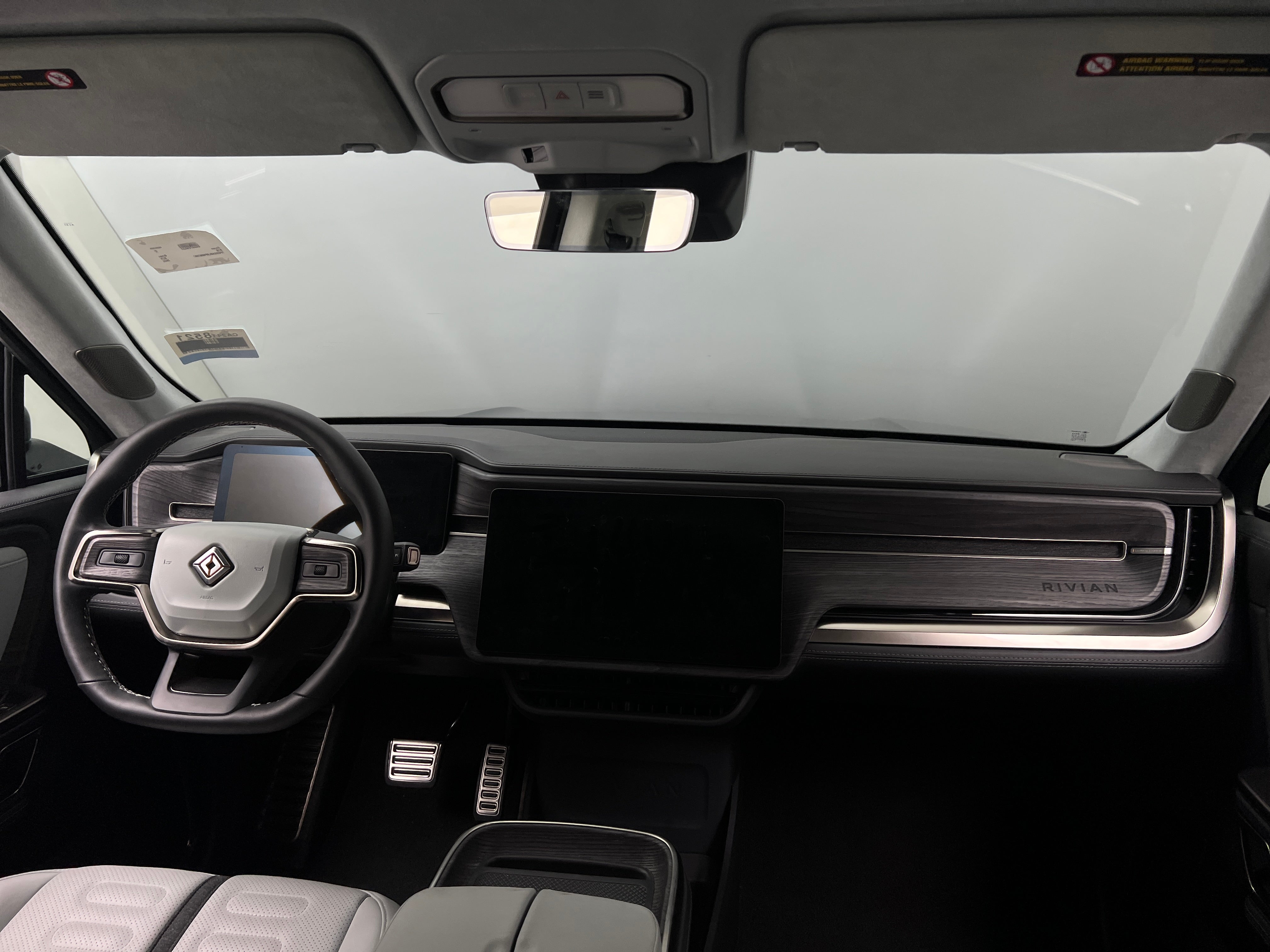 2023 Rivian R1S Launch Edition 2