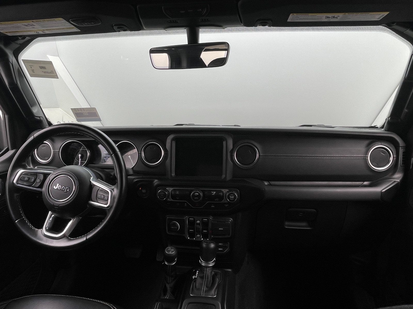 Thumbnail: 2022 Jeep Wrangler - 3