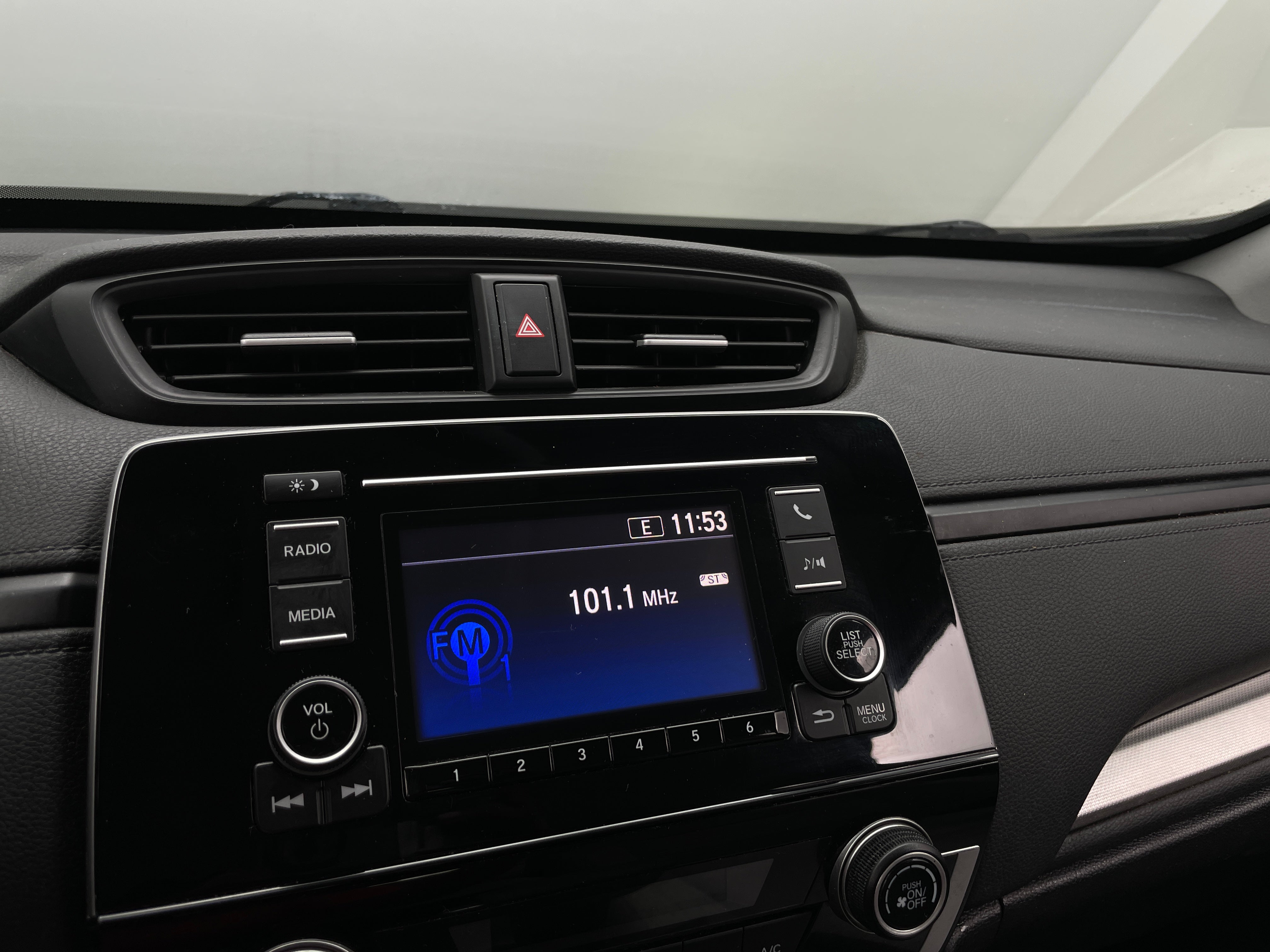 2017 Honda CR-V LX 4