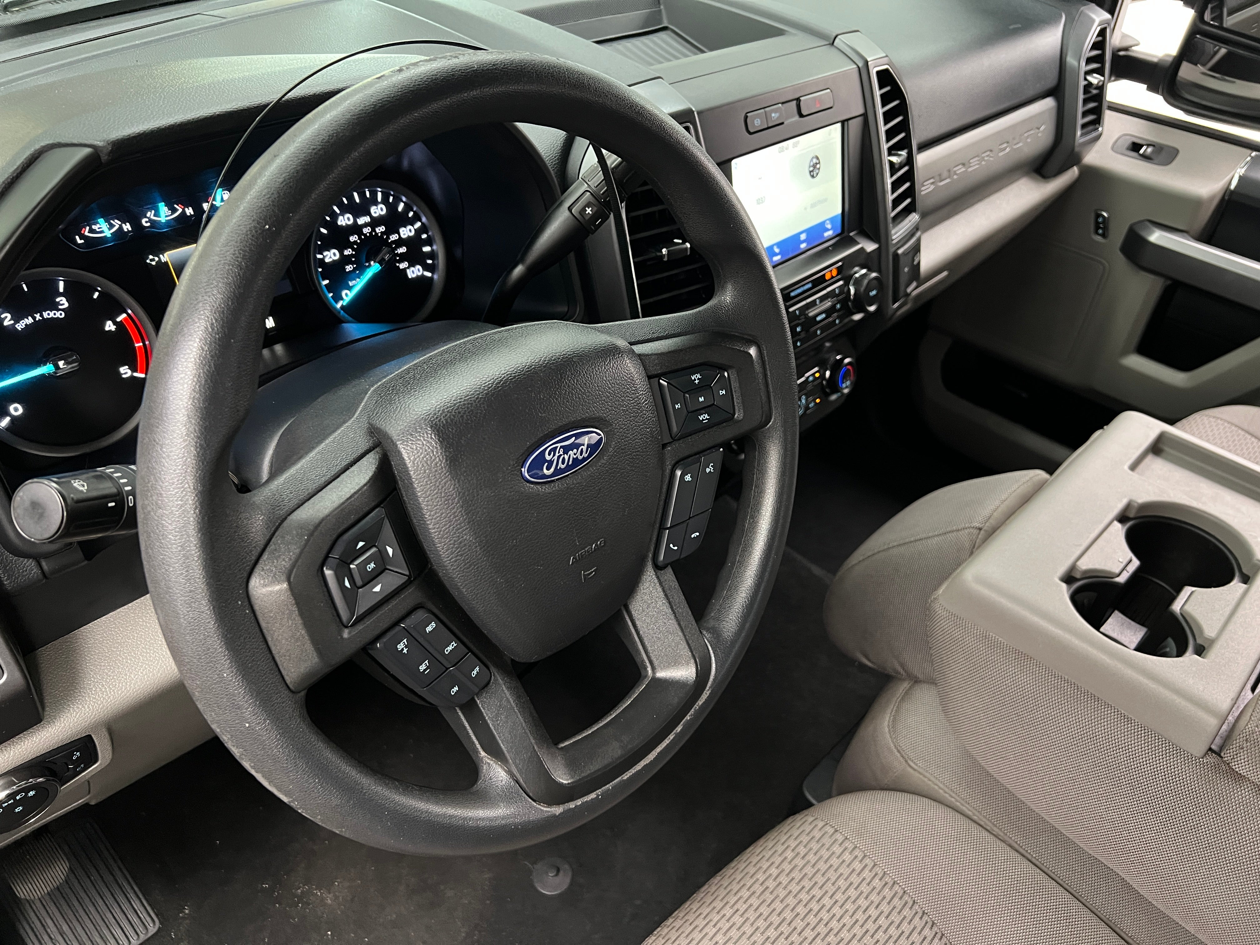 2022 Ford Econoline E-250 5
