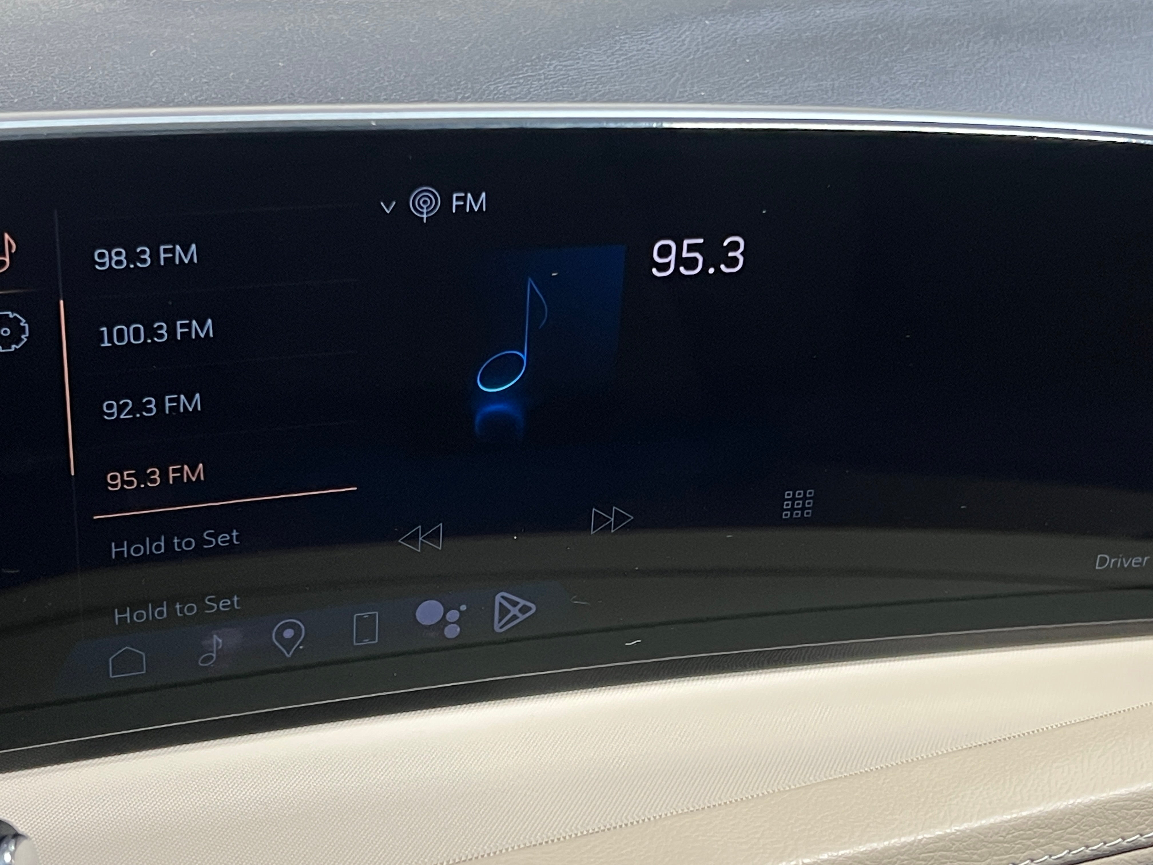2024 Cadillac XT4 Luxury 3