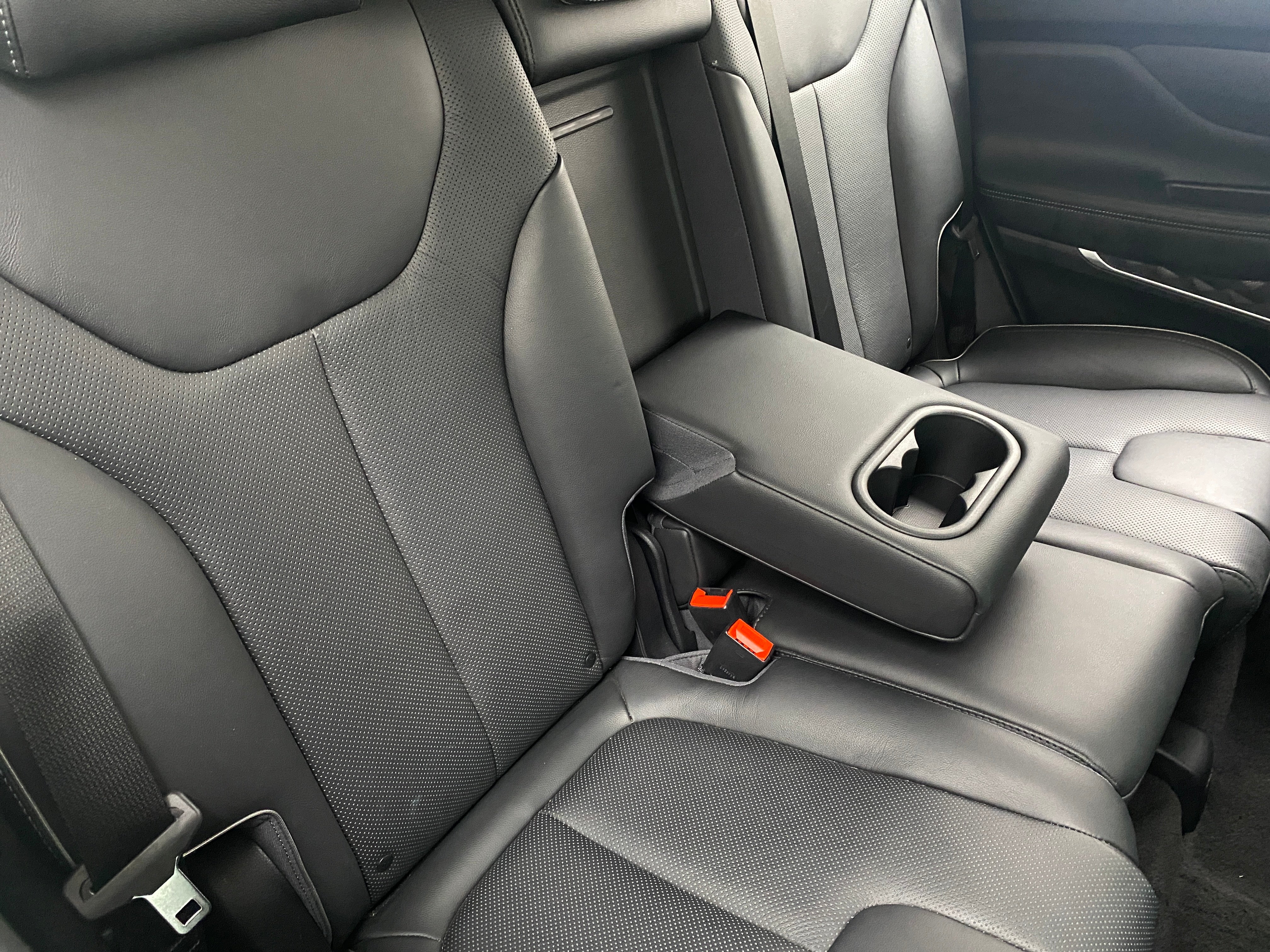 2022 Hyundai Santa Fe Limited 5