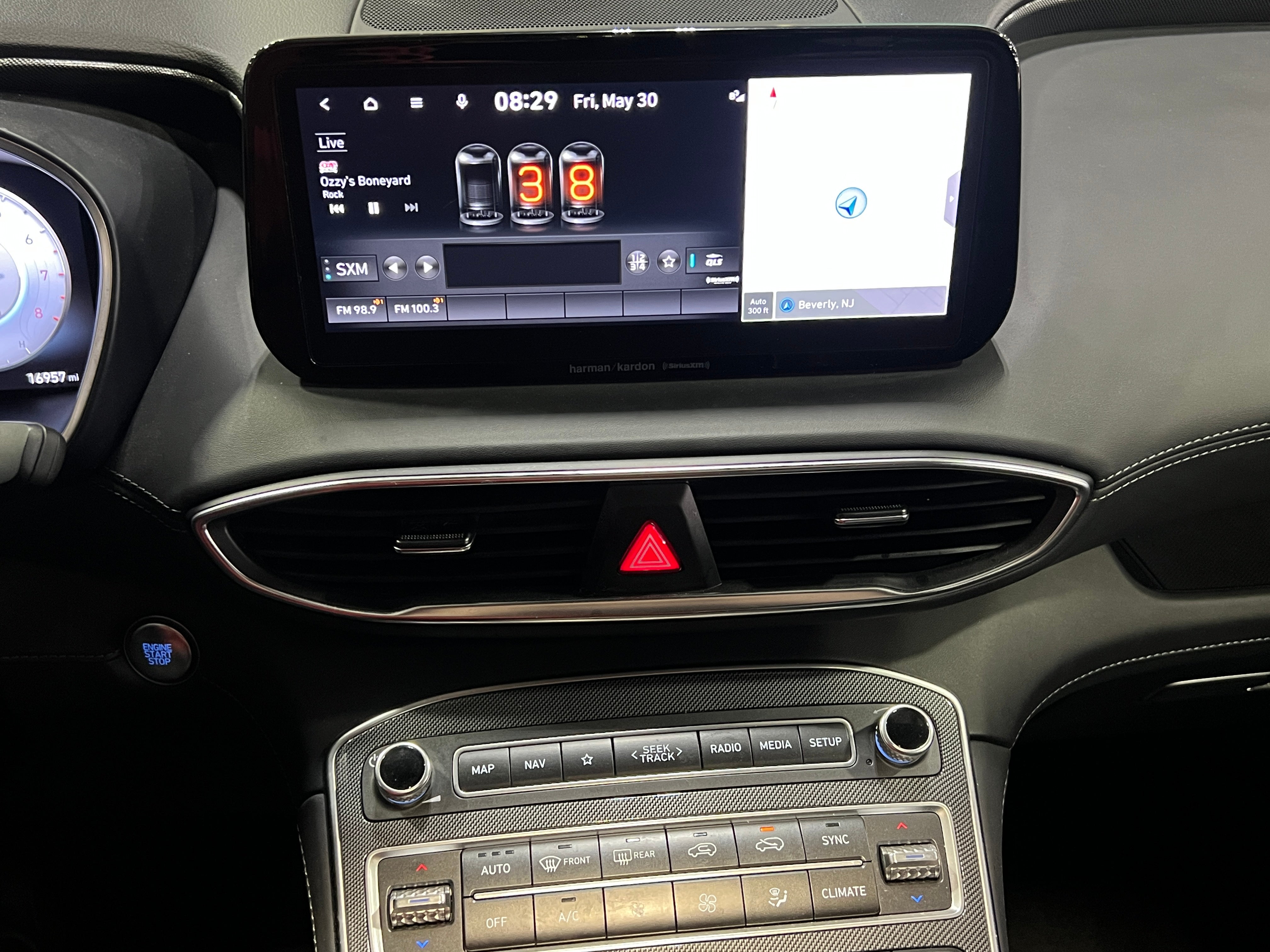 2022 Hyundai Santa Fe Limited 3