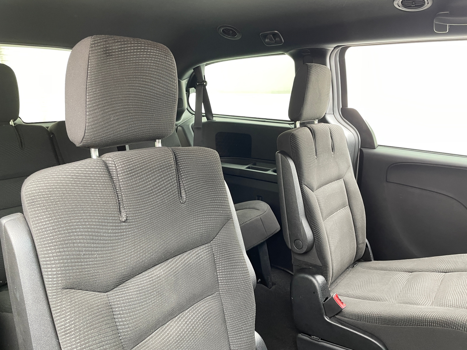 Thumbnail: 2020 Dodge Grand Caravan - 6