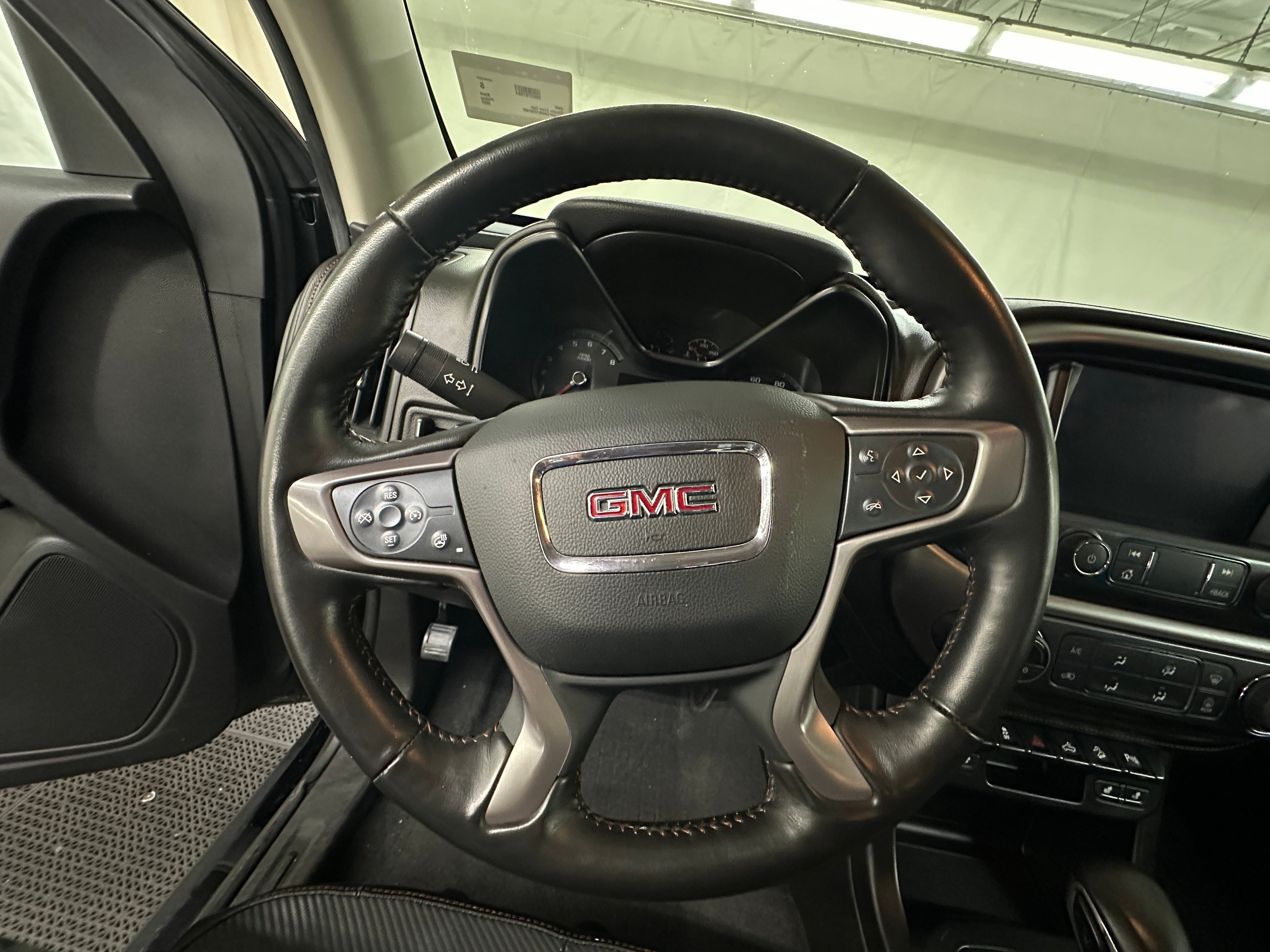2022 GMC Canyon AT4 4