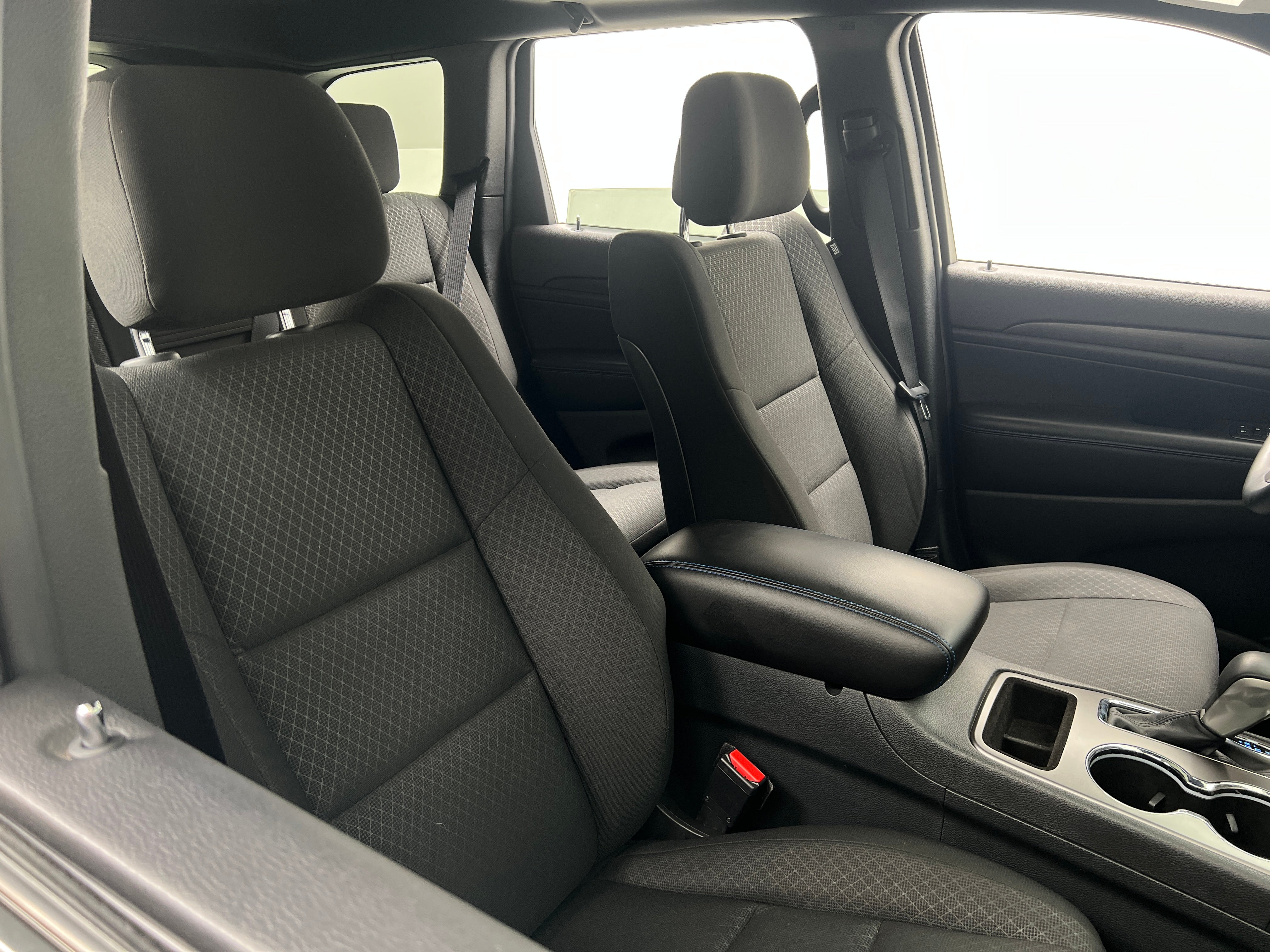 2018 Jeep Grand Cherokee Upland 2