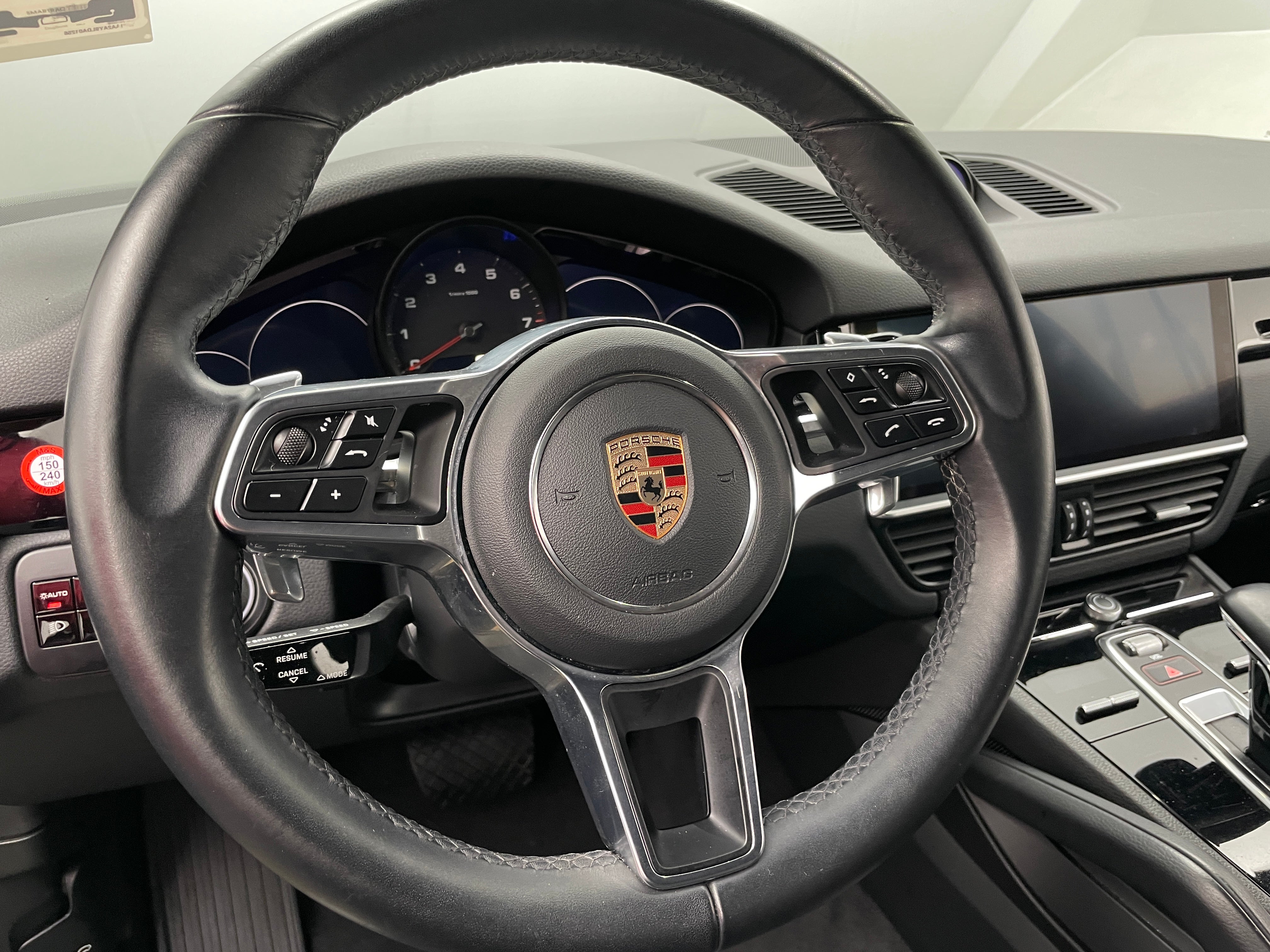 2020 Porsche Cayenne Base 4
