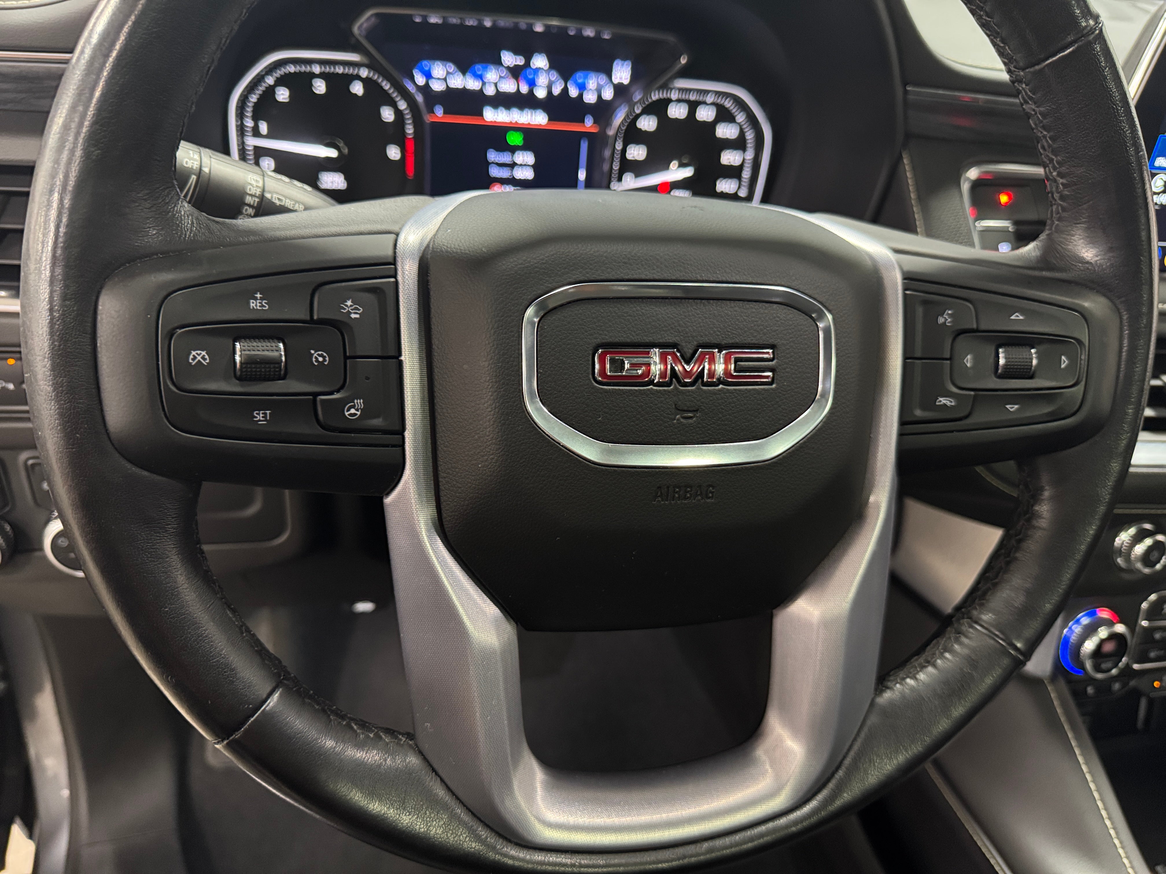 2021 GMC Yukon SLT 4