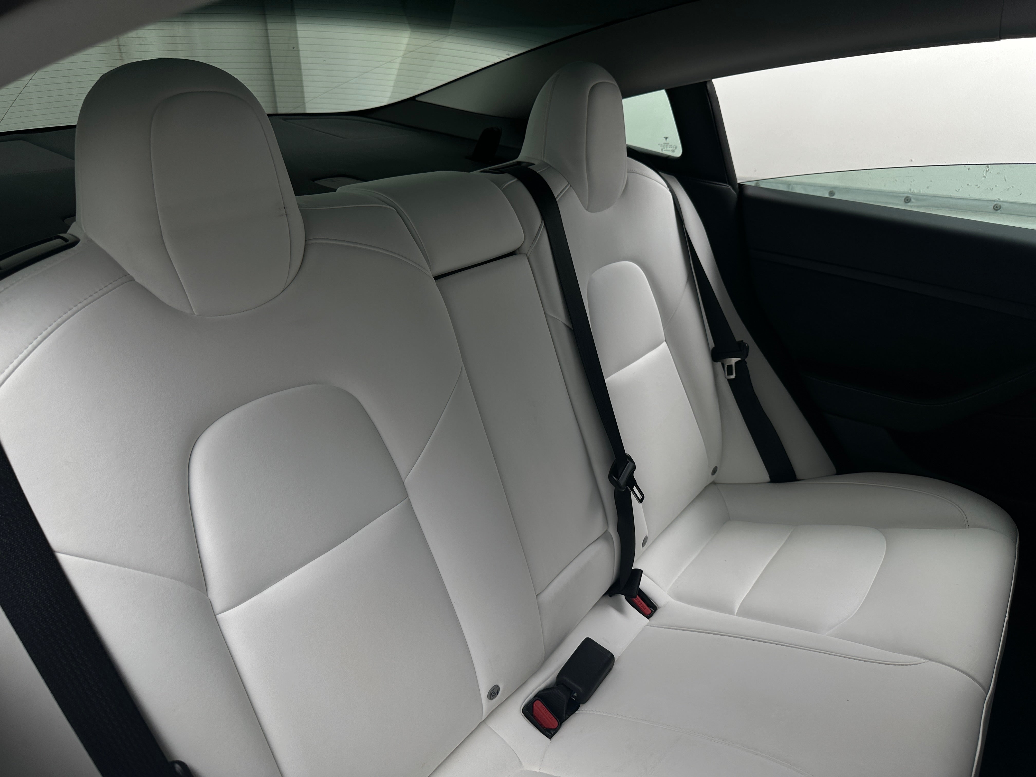 2022 Tesla Model 3 Standard Range 5