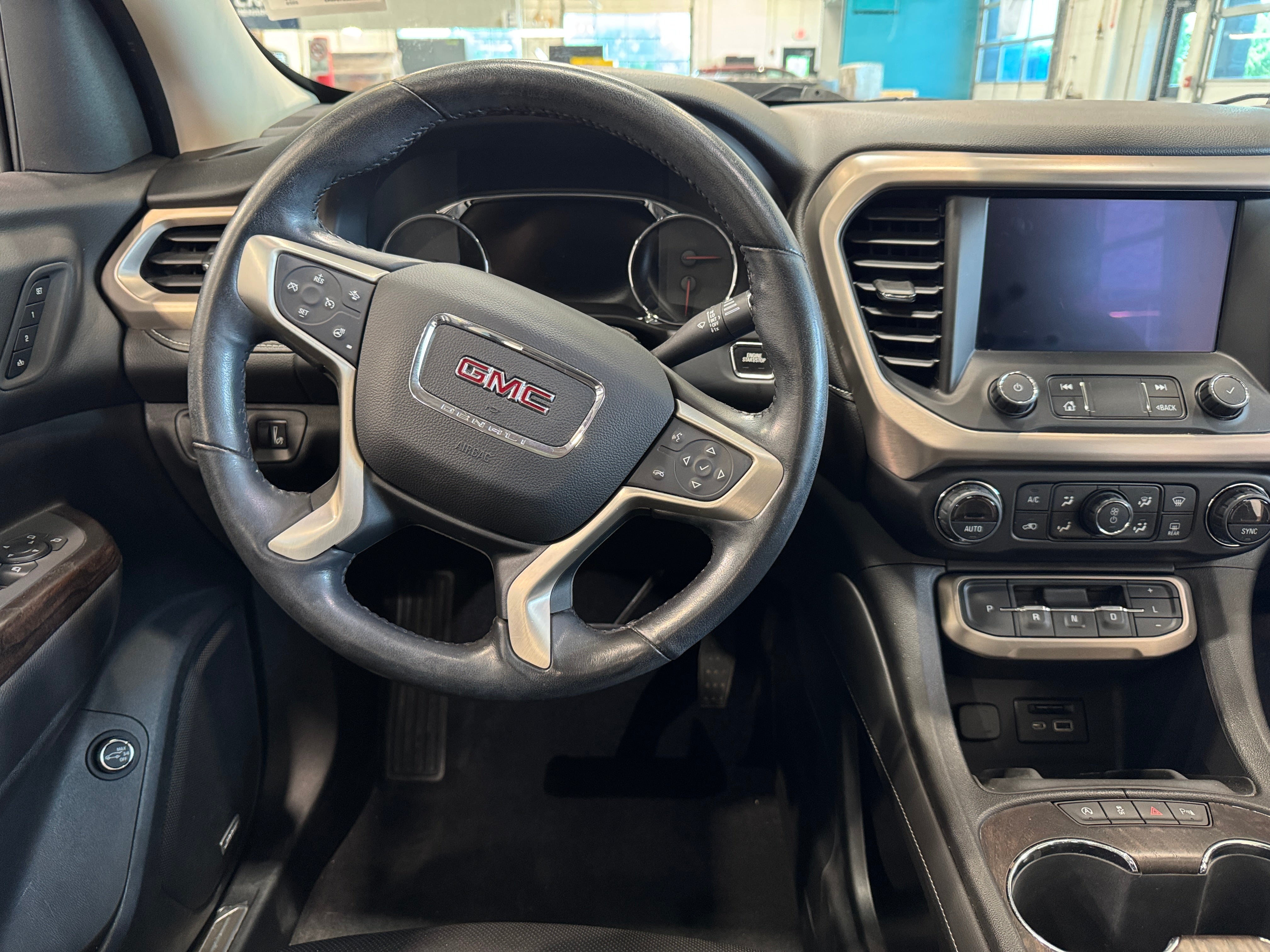 2020 GMC Acadia Denali 4