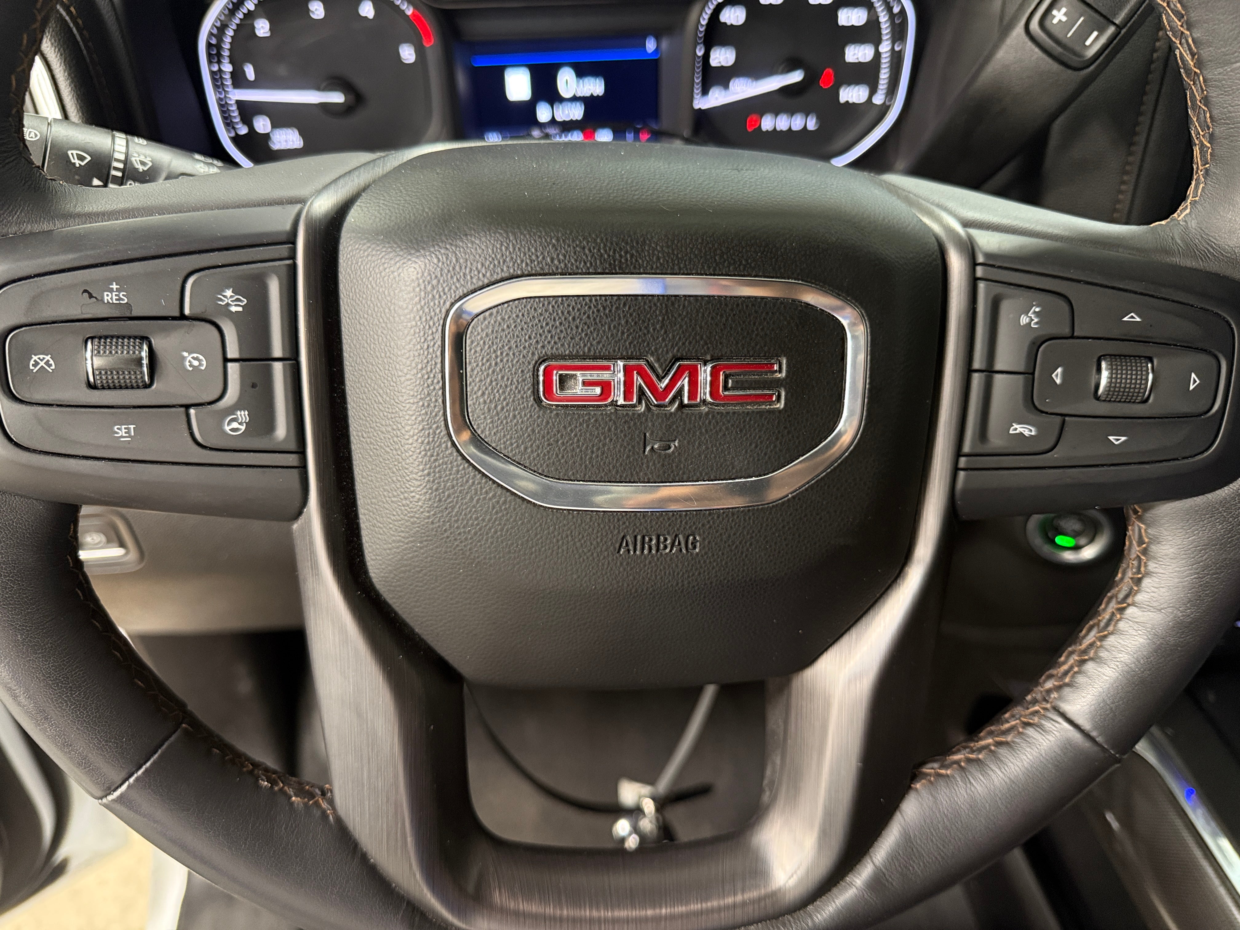 2022 GMC Sierra 2500 AT4 4