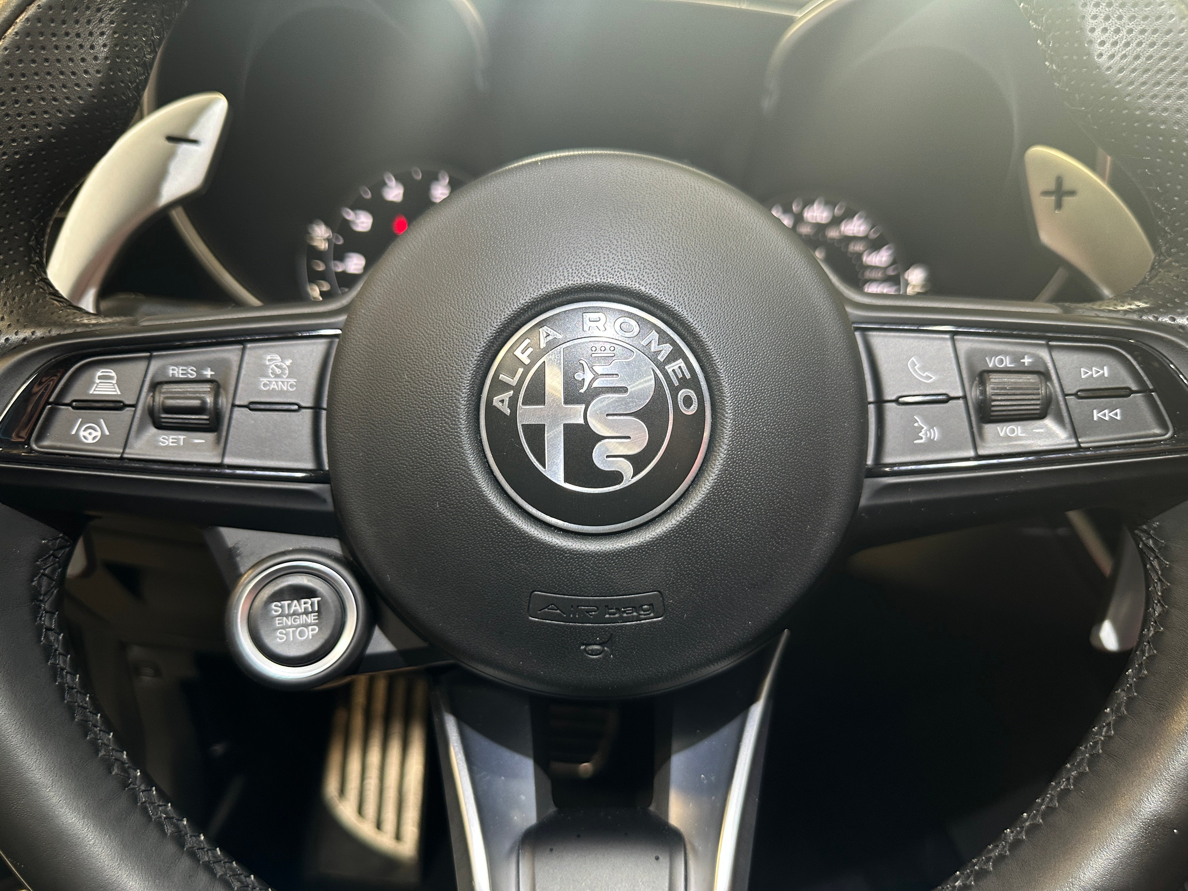 2022 Alfa Romeo Giulia Veloce 4
