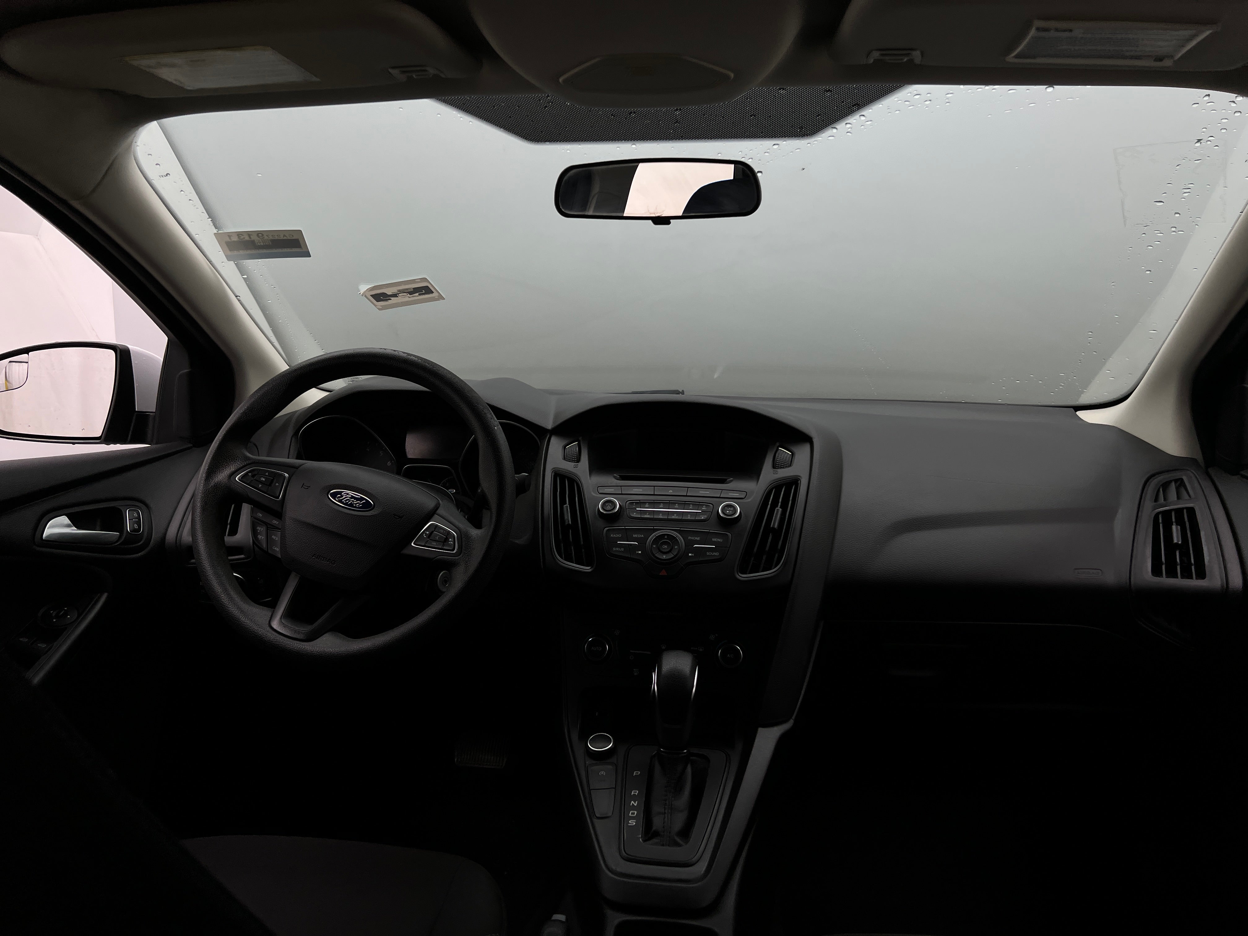 2017 Ford Focus SE 3