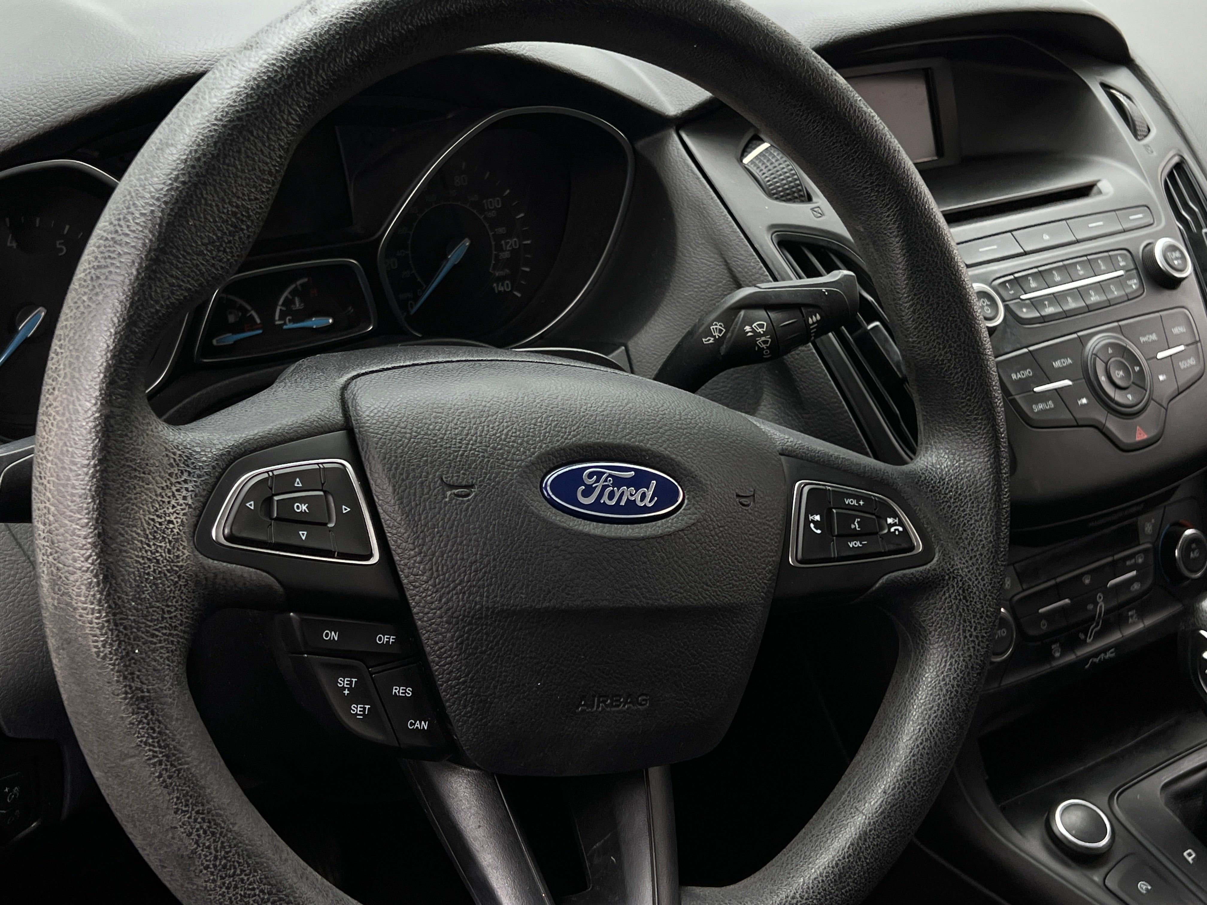 2017 Ford Focus SE 5