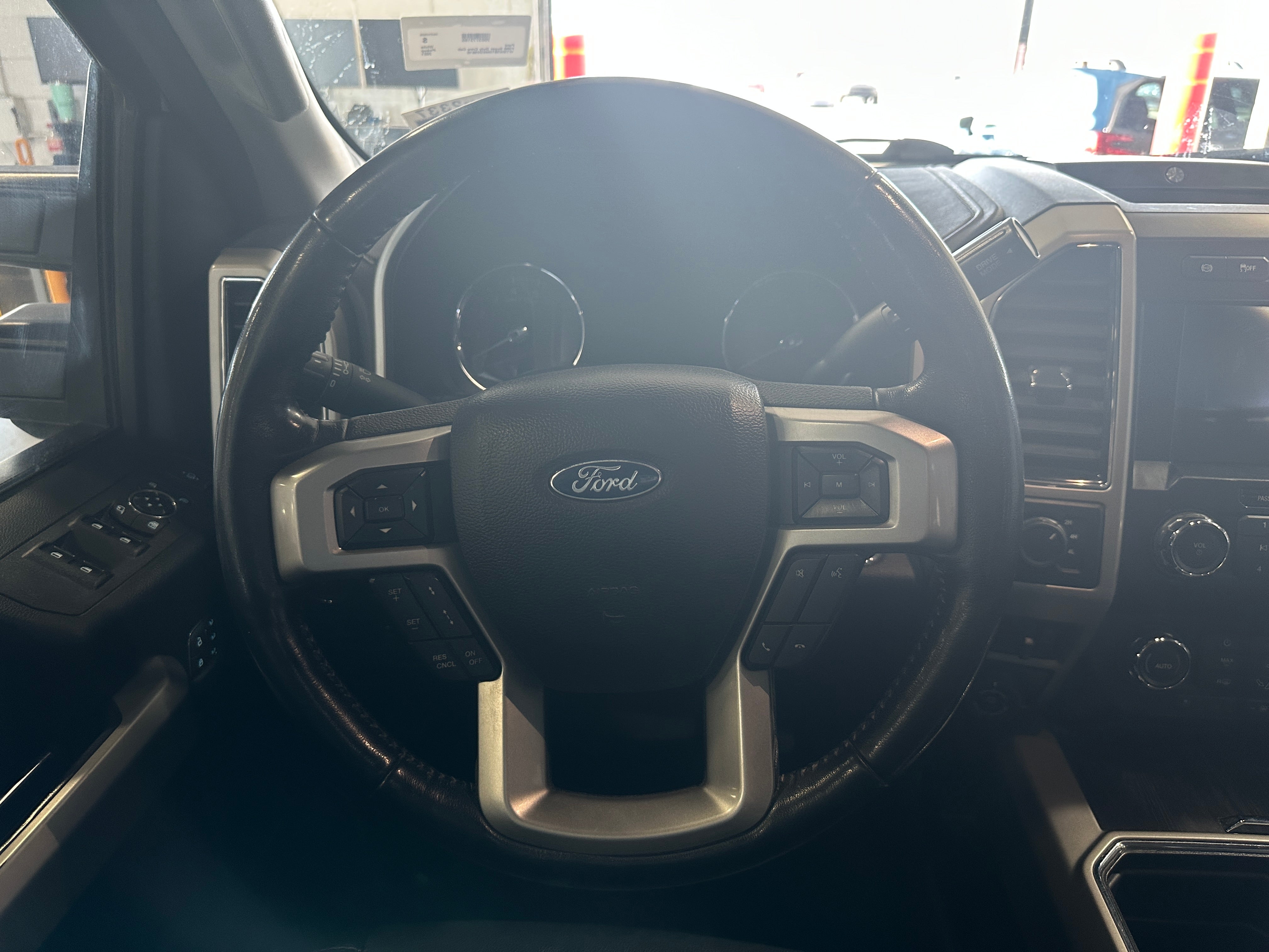 2021 Ford Econoline E-350 4