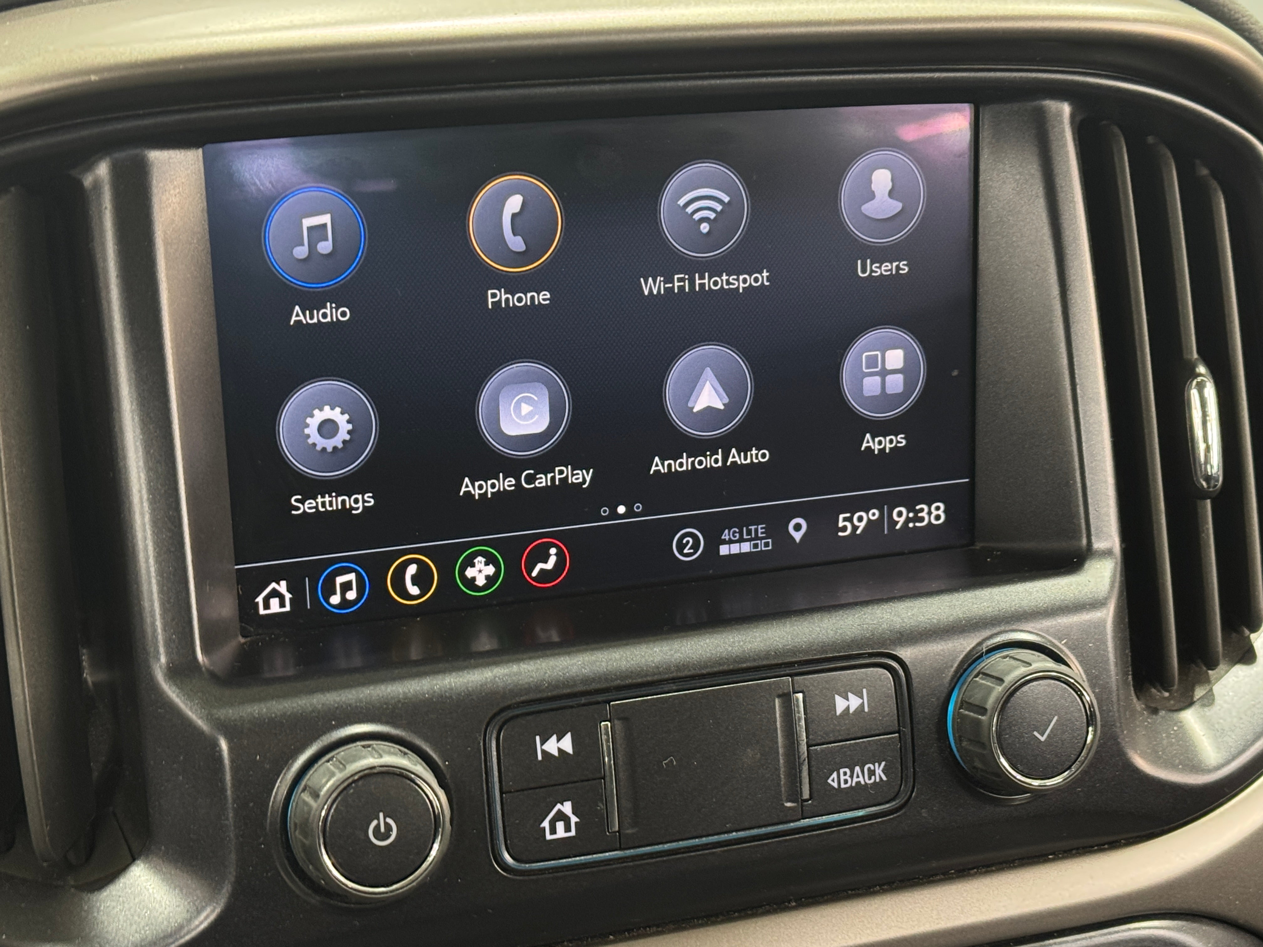 2022 Chevrolet Colorado Z71 3