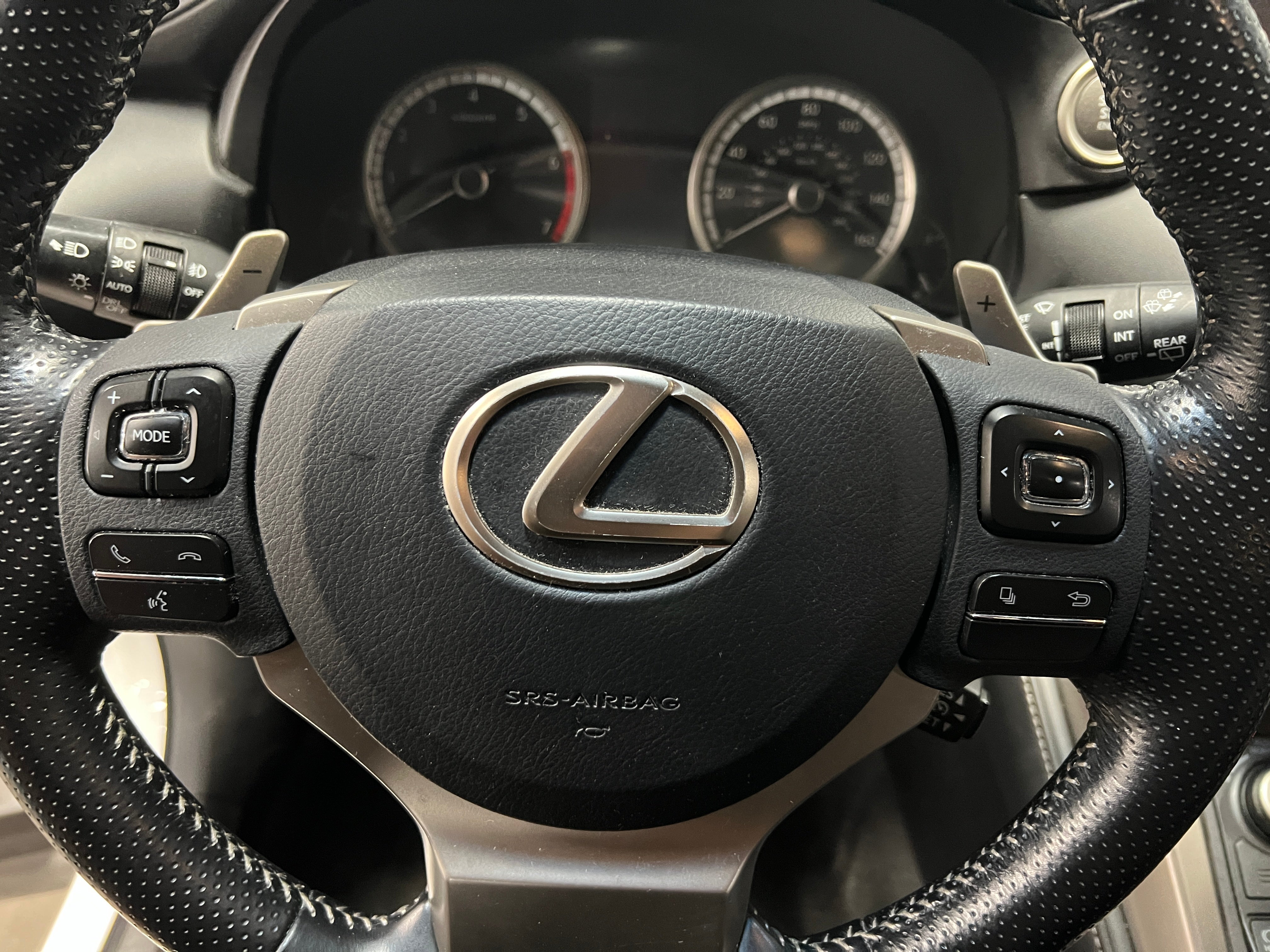 2016 Lexus NX 200t 4