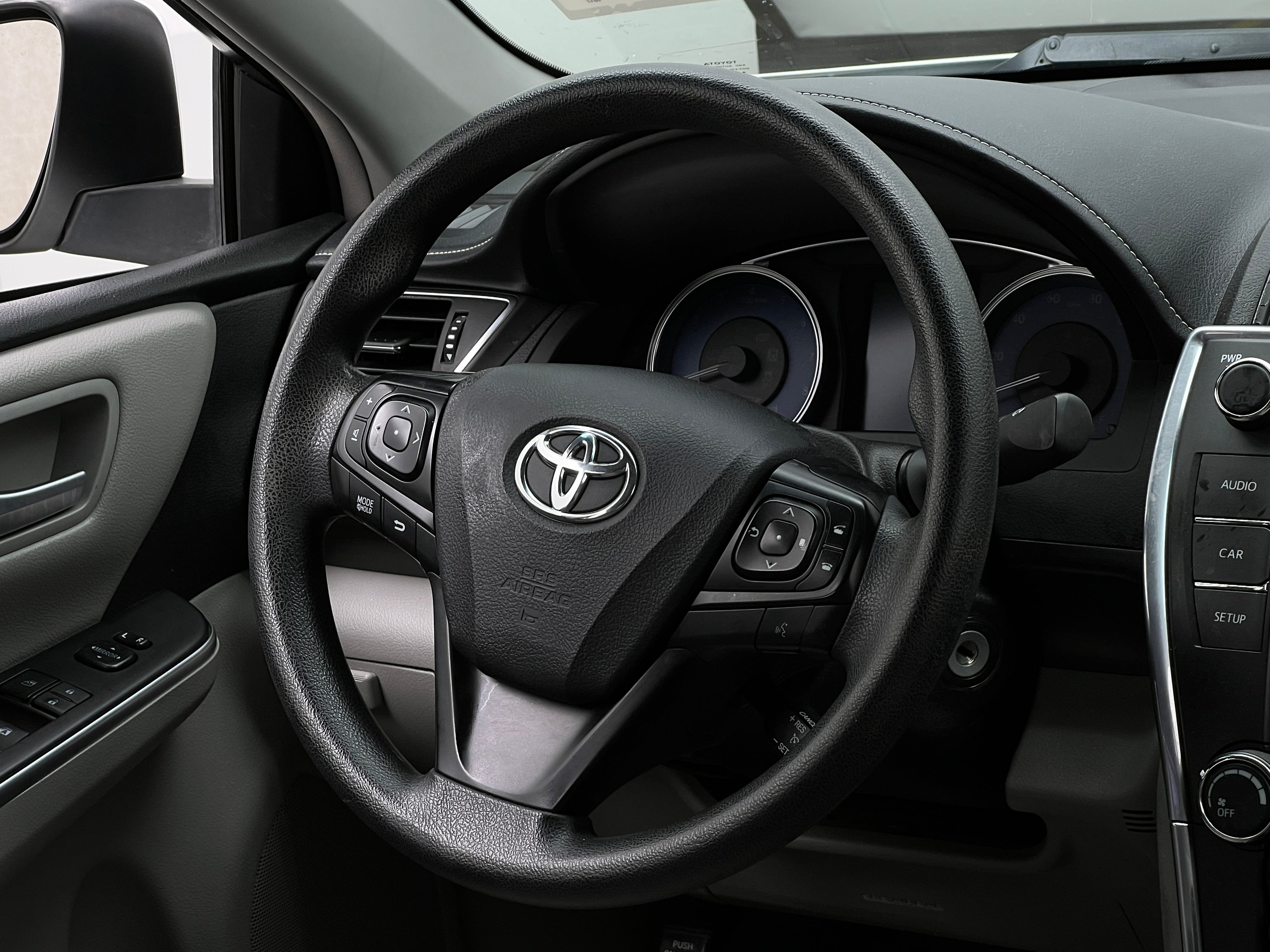 2017 Toyota Camry LE 5