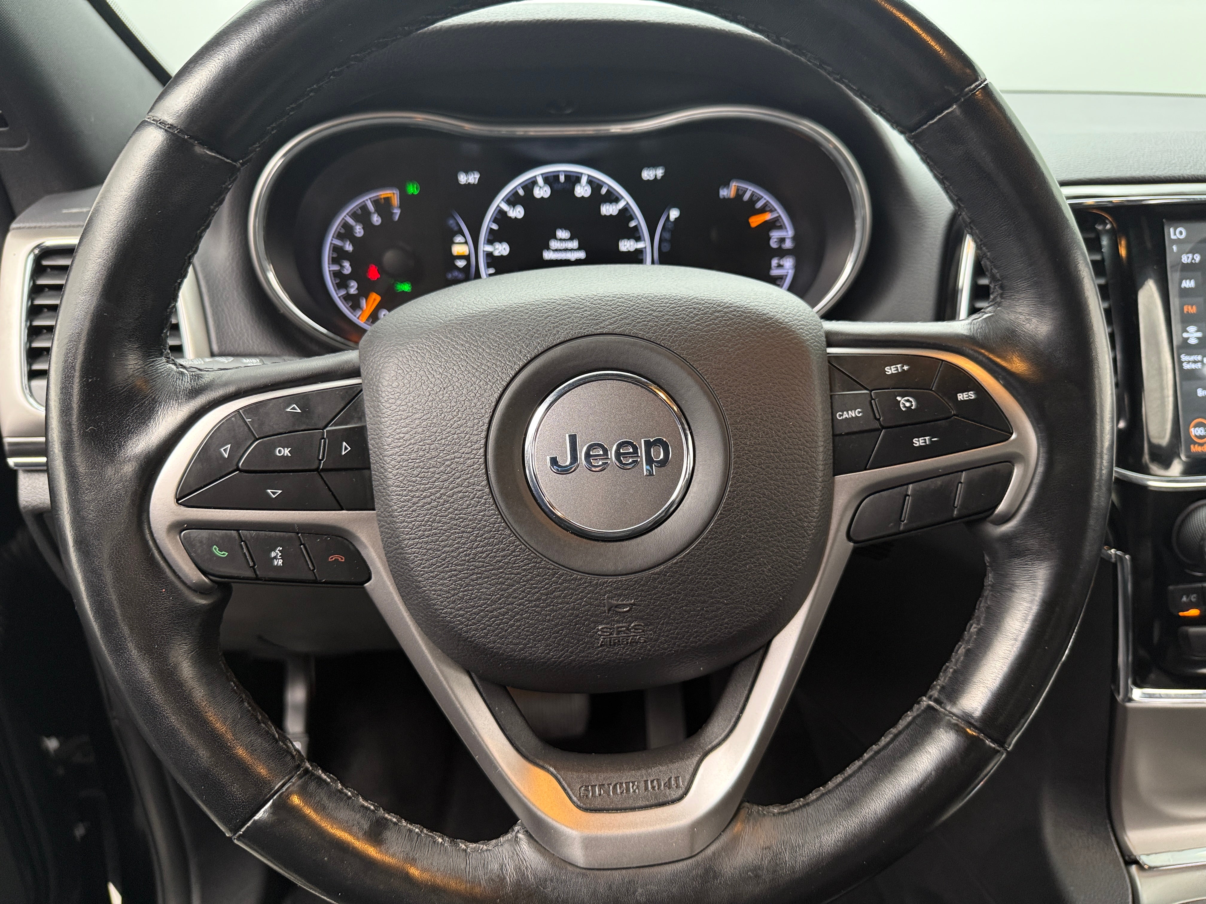 2020 Jeep Grand Cherokee Limited Edition 4
