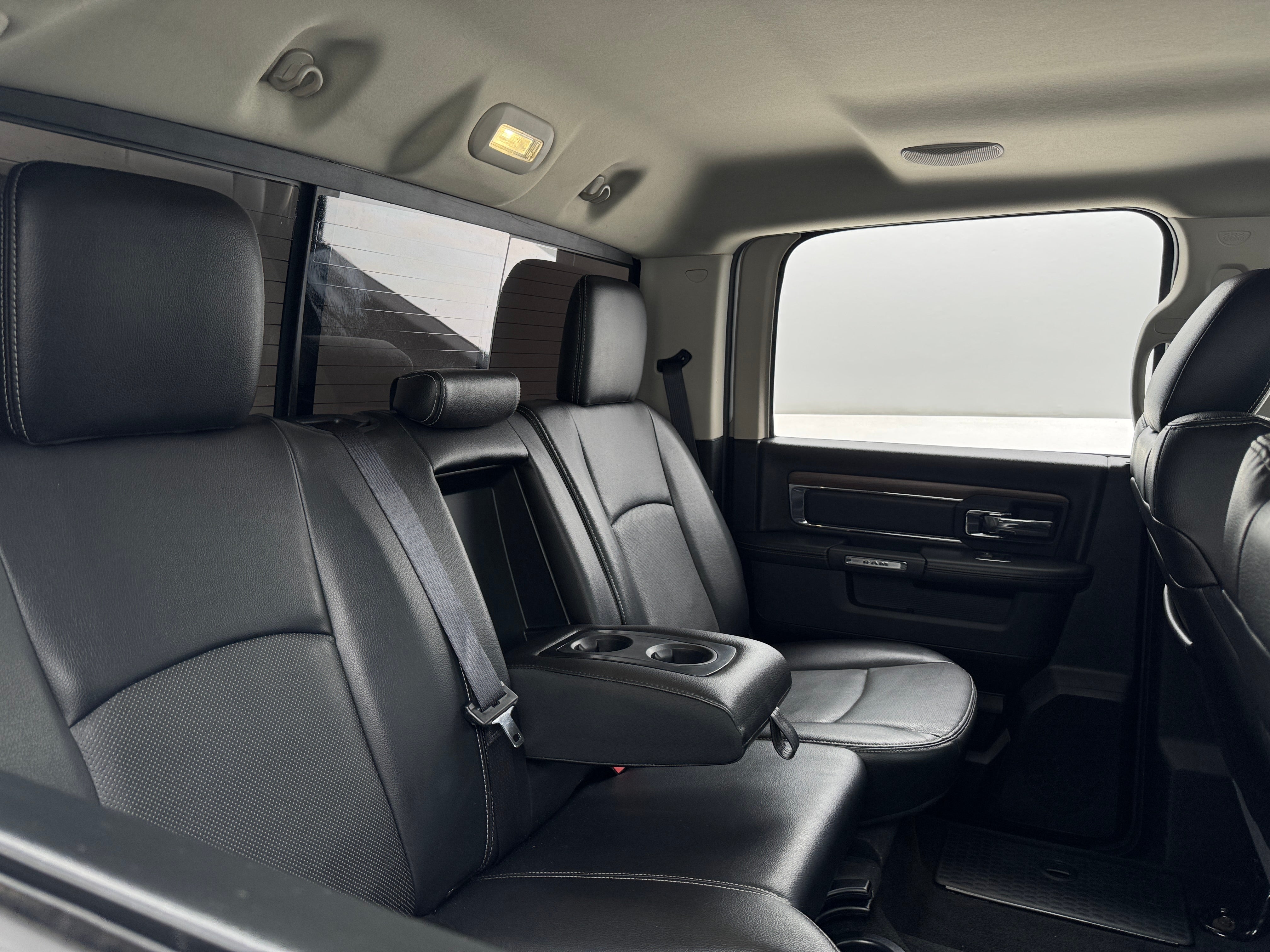 2017 RAM 1500 Laramie 5
