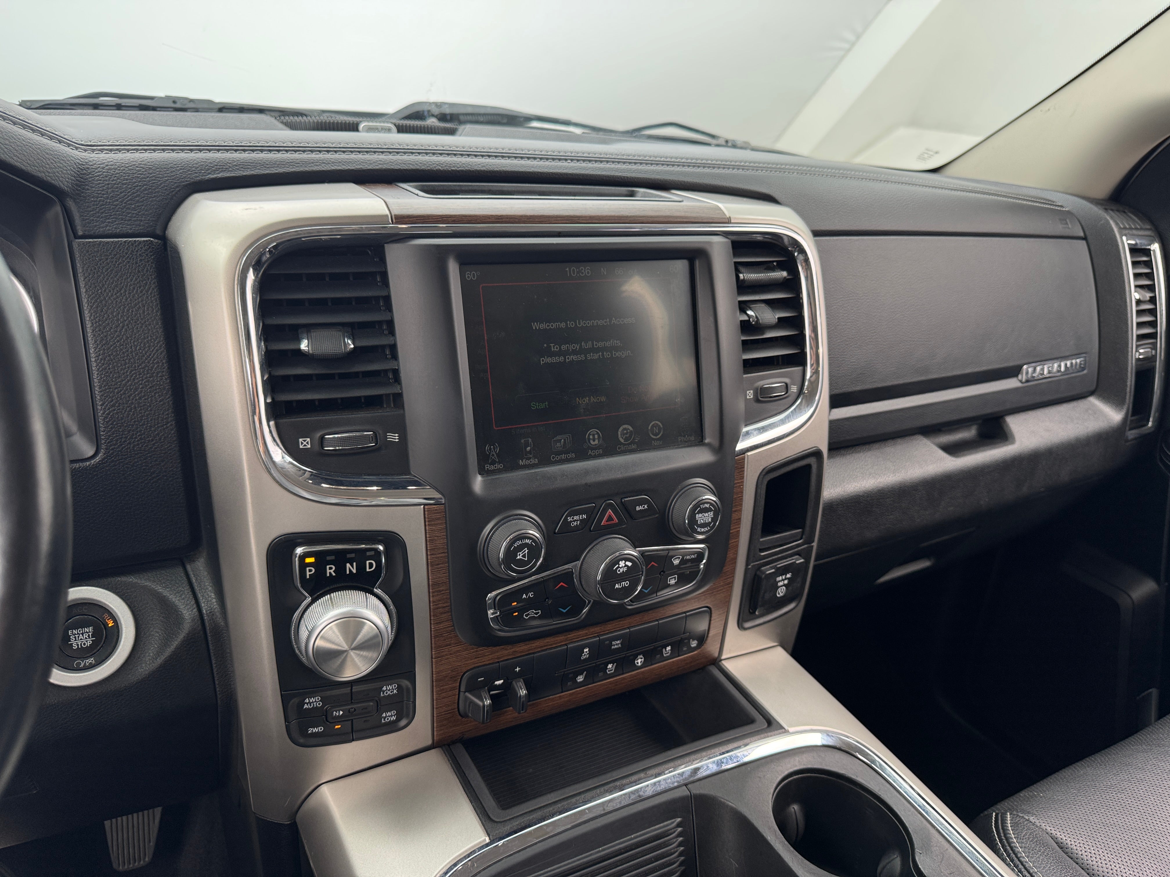 2017 RAM 1500 Laramie 3