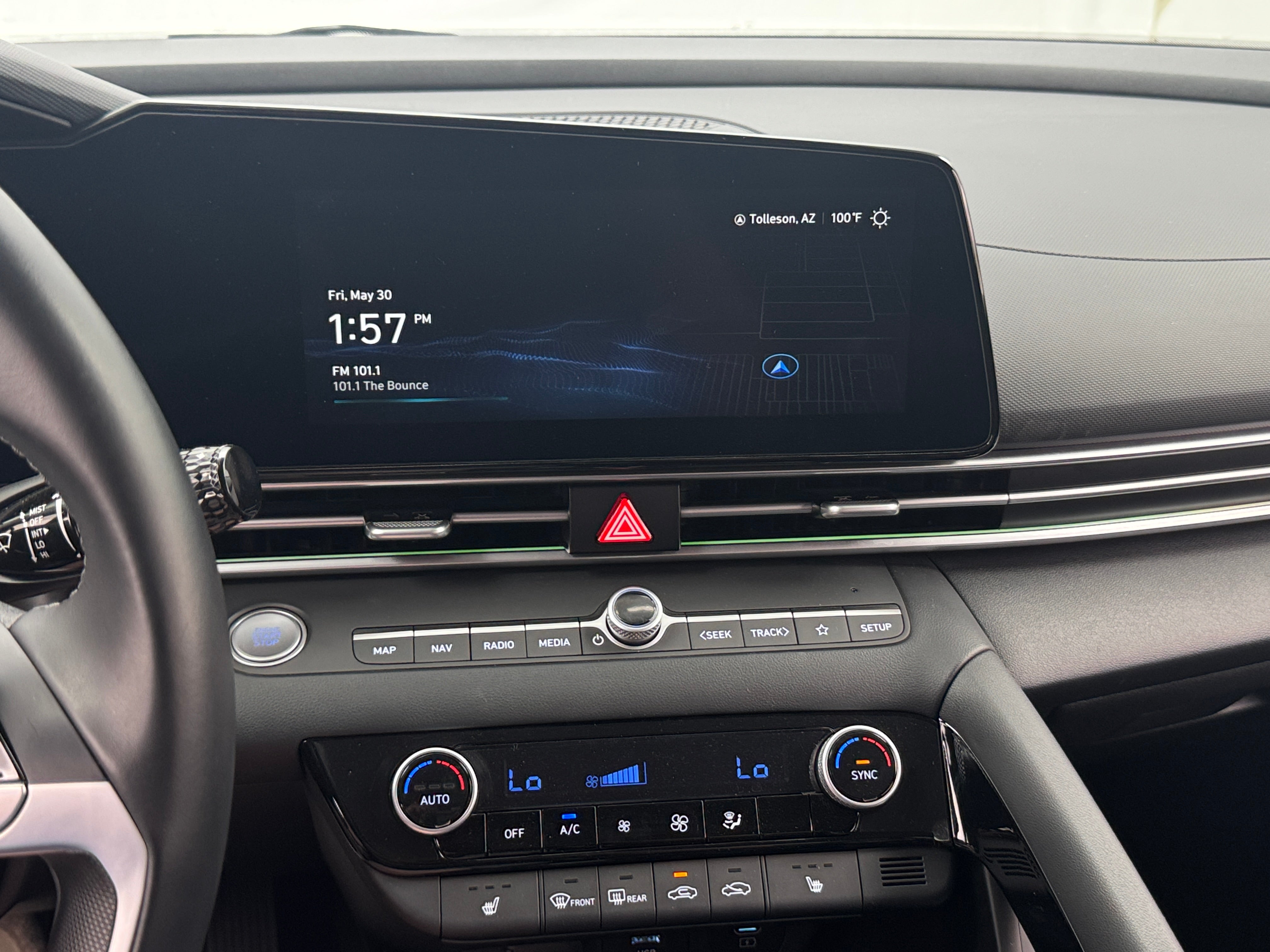 2024 Hyundai Elantra Limited Edition 3