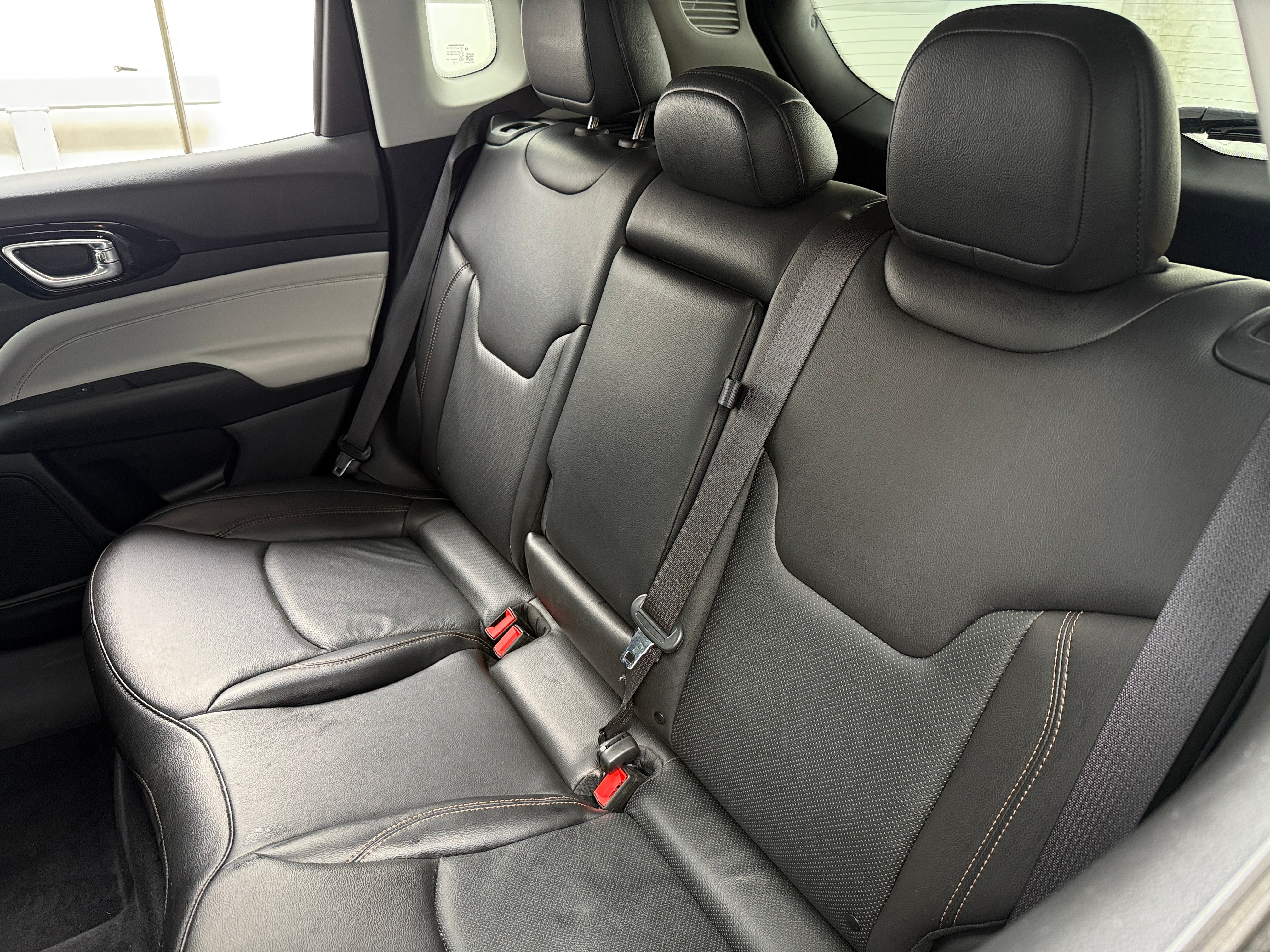 2022 Jeep Compass Limited 5
