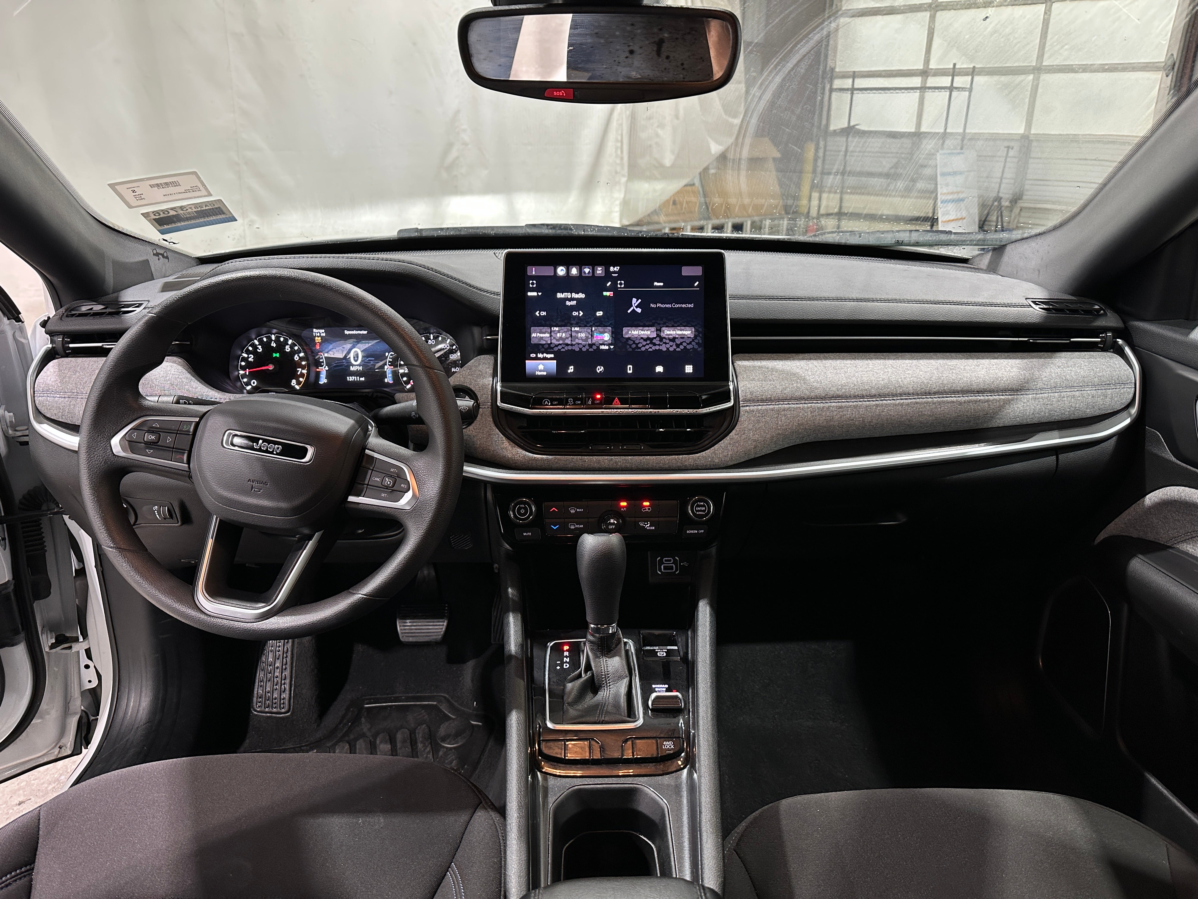 2024 Jeep Compass Sport 3