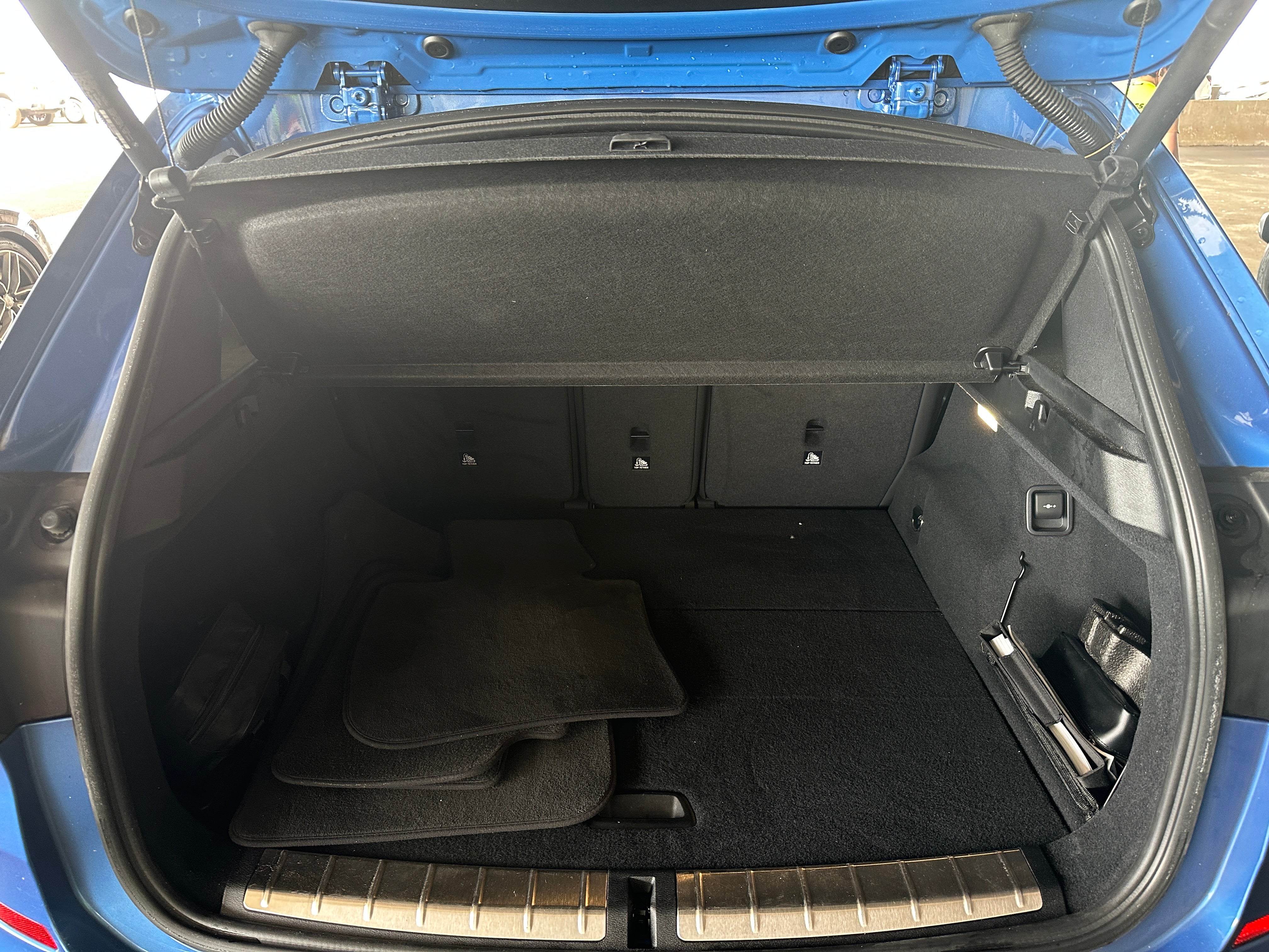 2018 BMW X1 xDrive28i 6