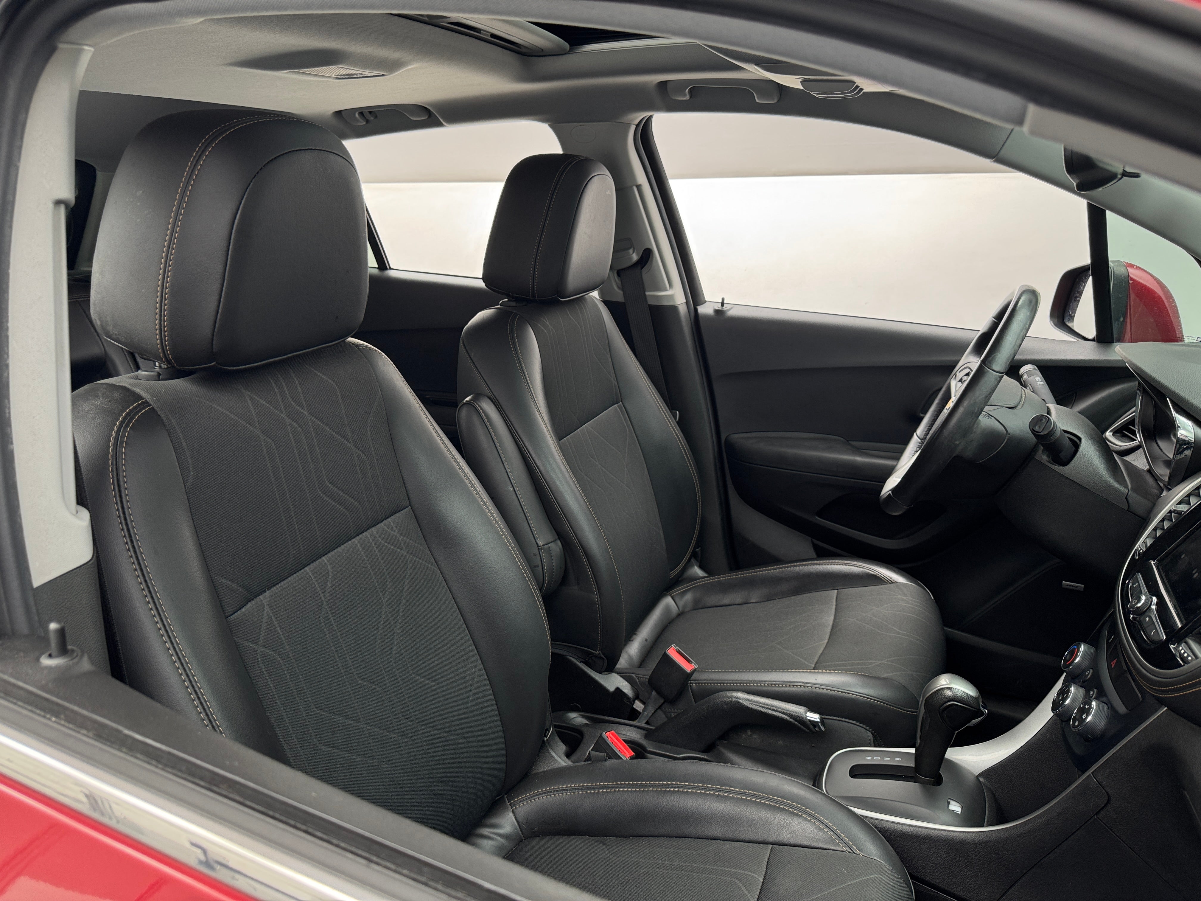 2019 Chevrolet Trax LT 2