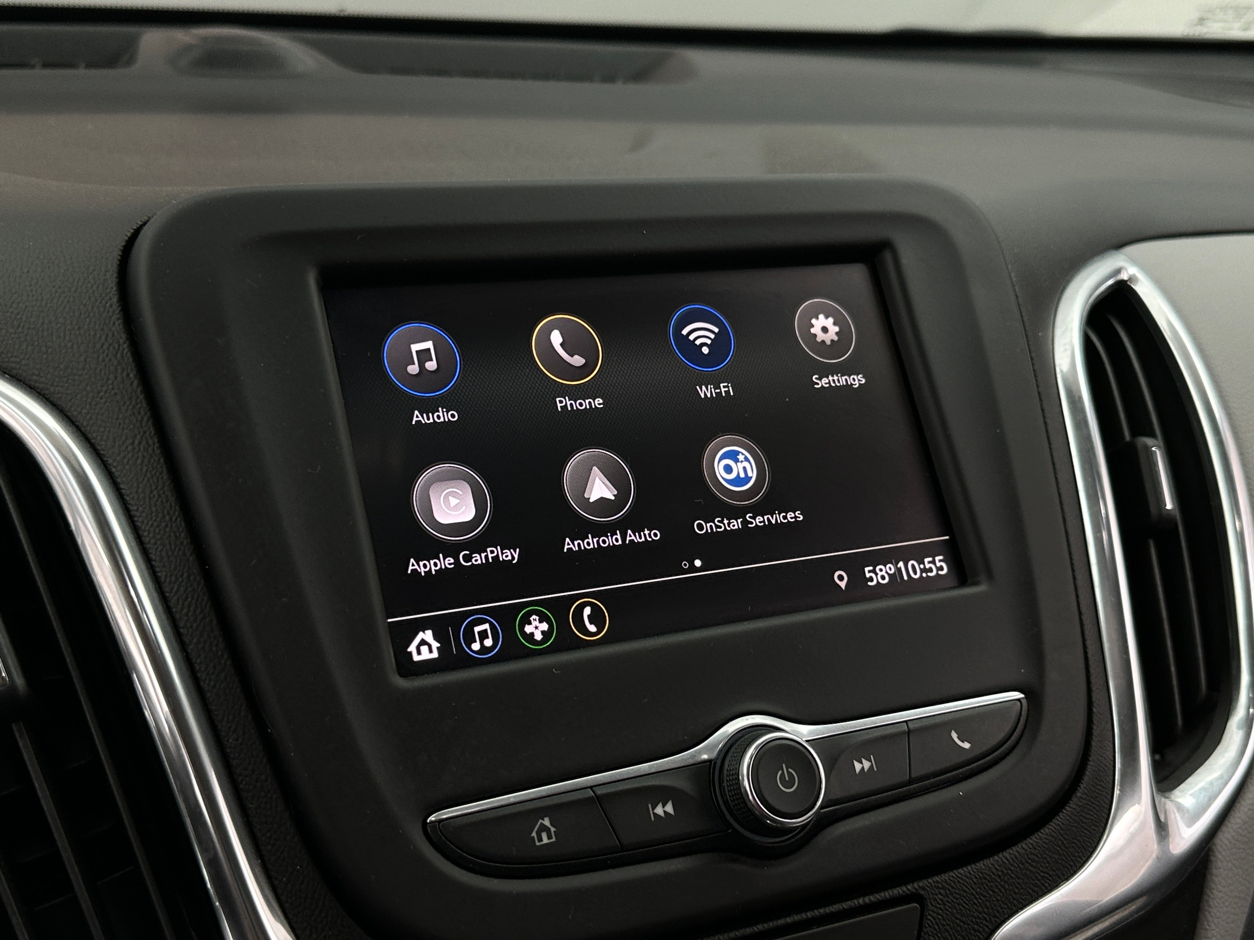 2020 Chevrolet Equinox LS 4