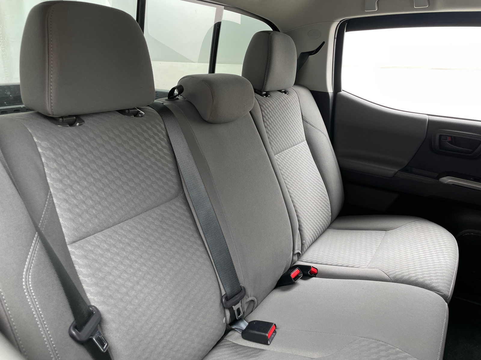 Thumbnail: 2022 Toyota Tacoma - 6