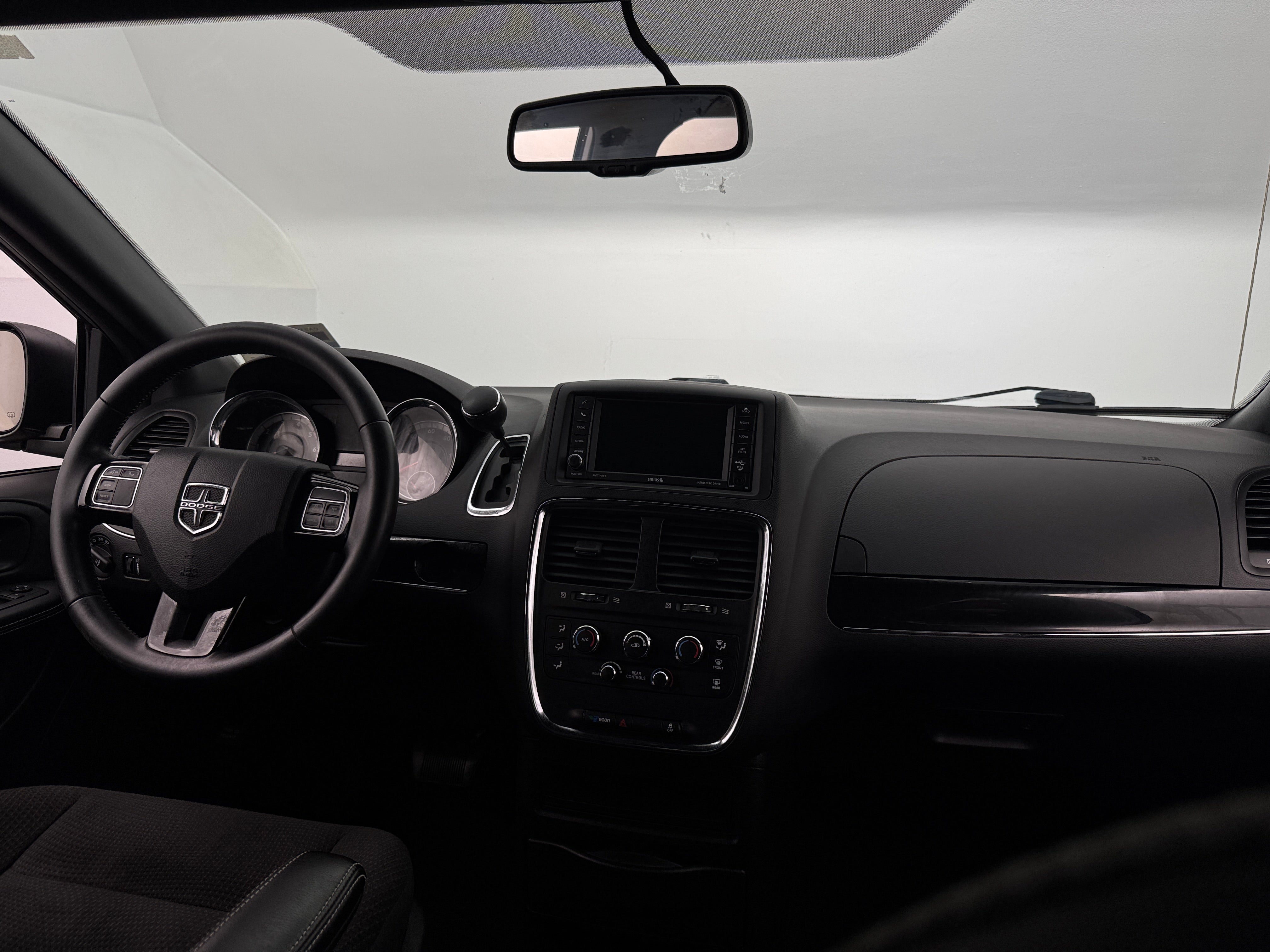 2018 Dodge Grand Caravan SE 3