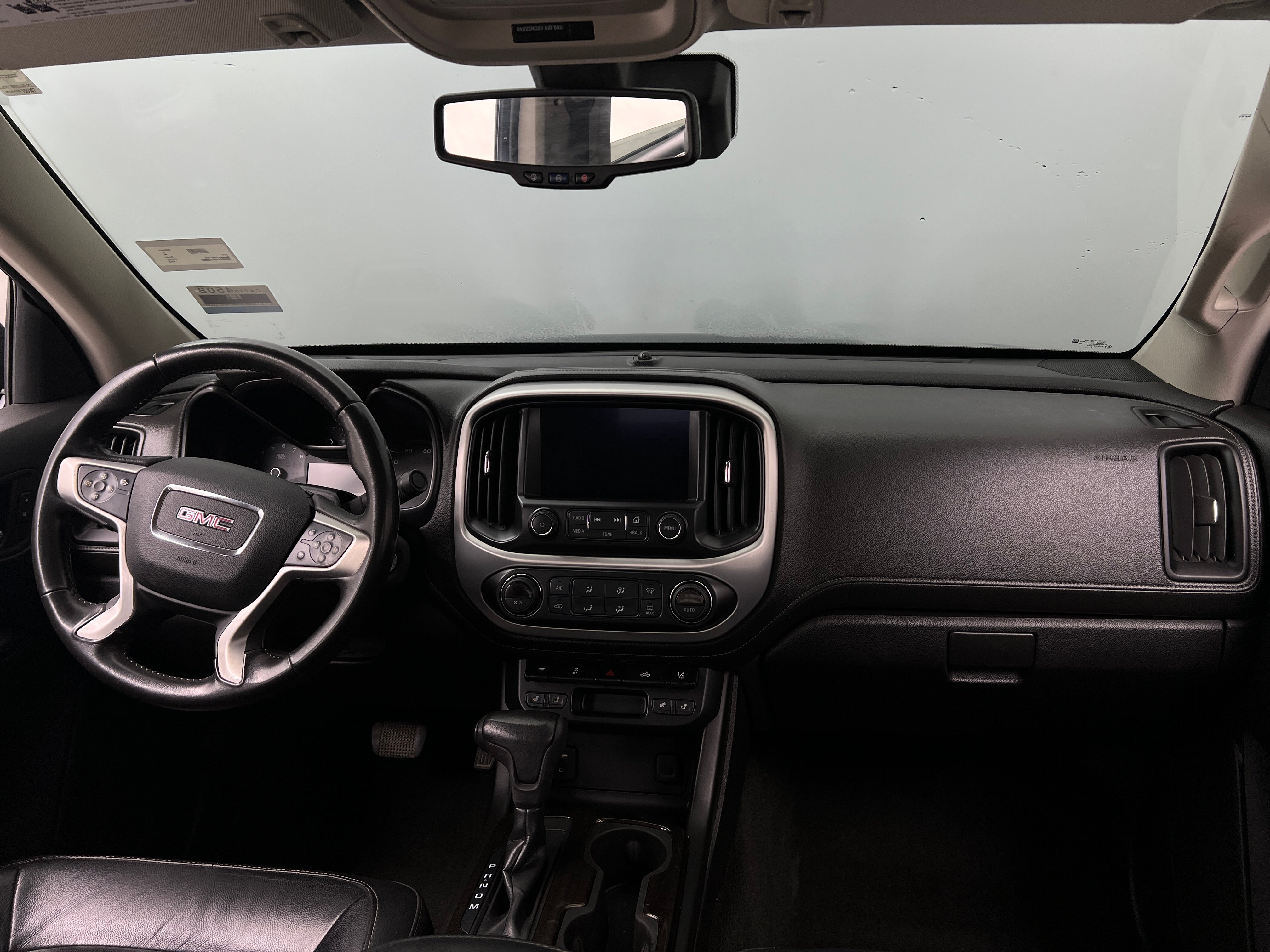 2015 GMC Canyon SLT 2
