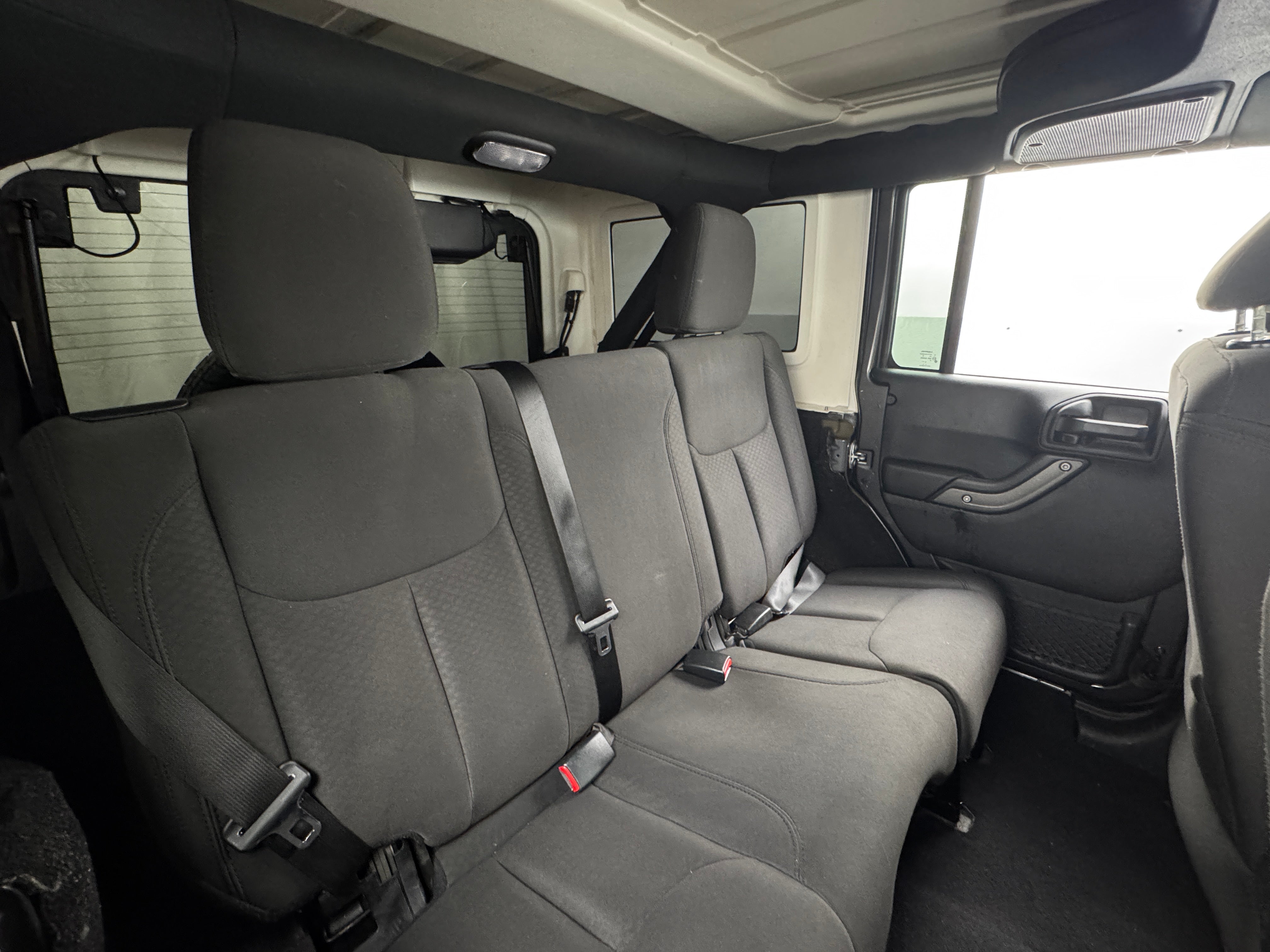 2017 Jeep Wrangler Unlimited Sport S 6