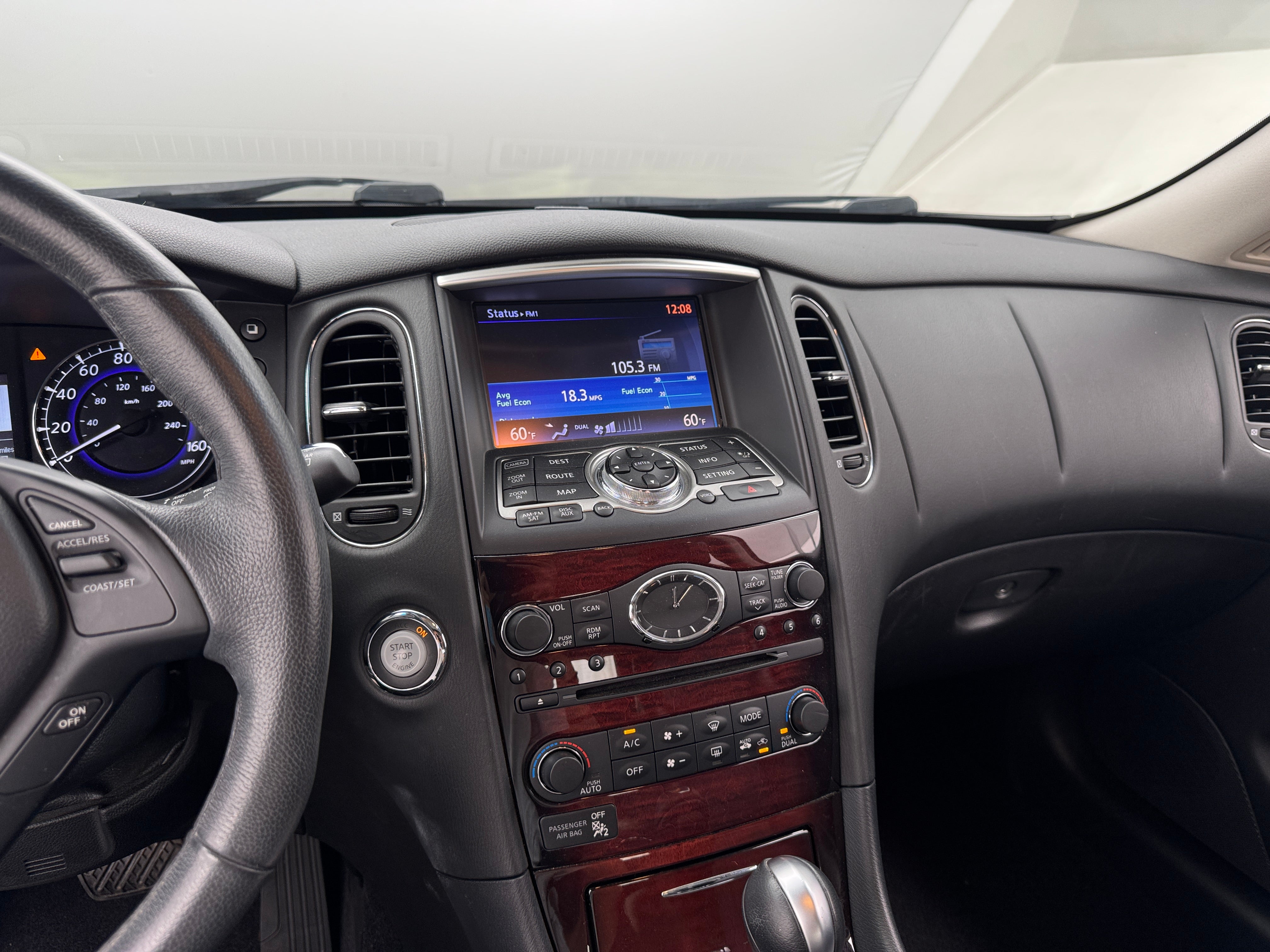 2017 INFINITI QX50 Base 3