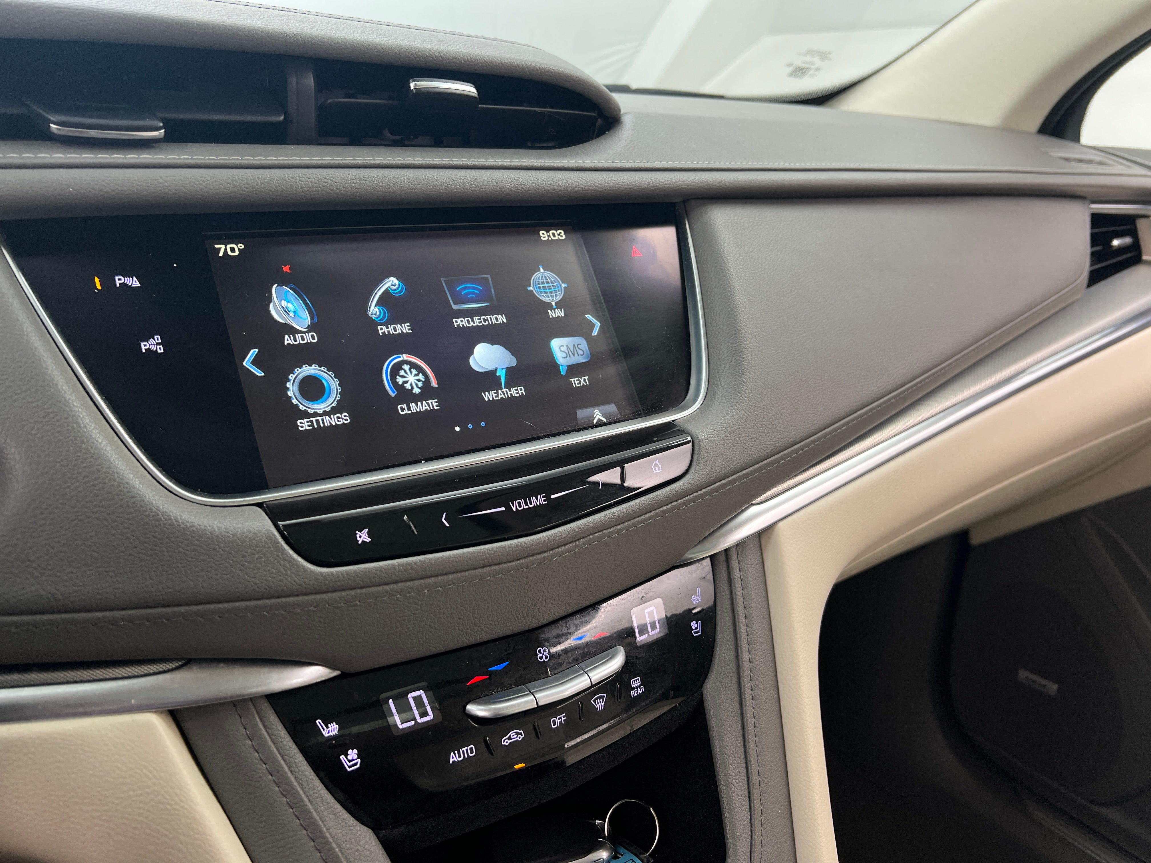 2018 Cadillac XT5 Premium Luxury 3