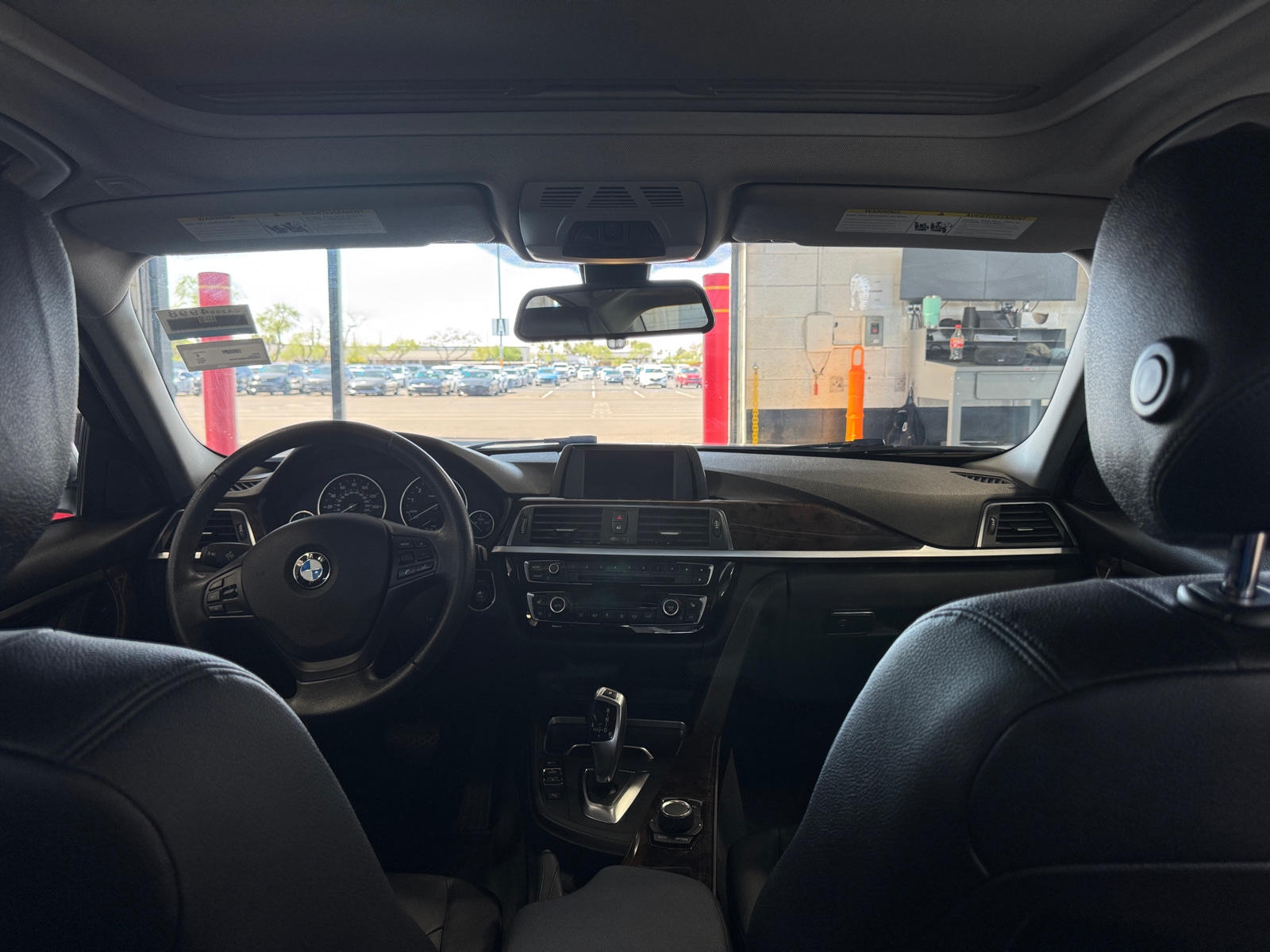 Thumbnail: 2016 BMW 3 Series - 2