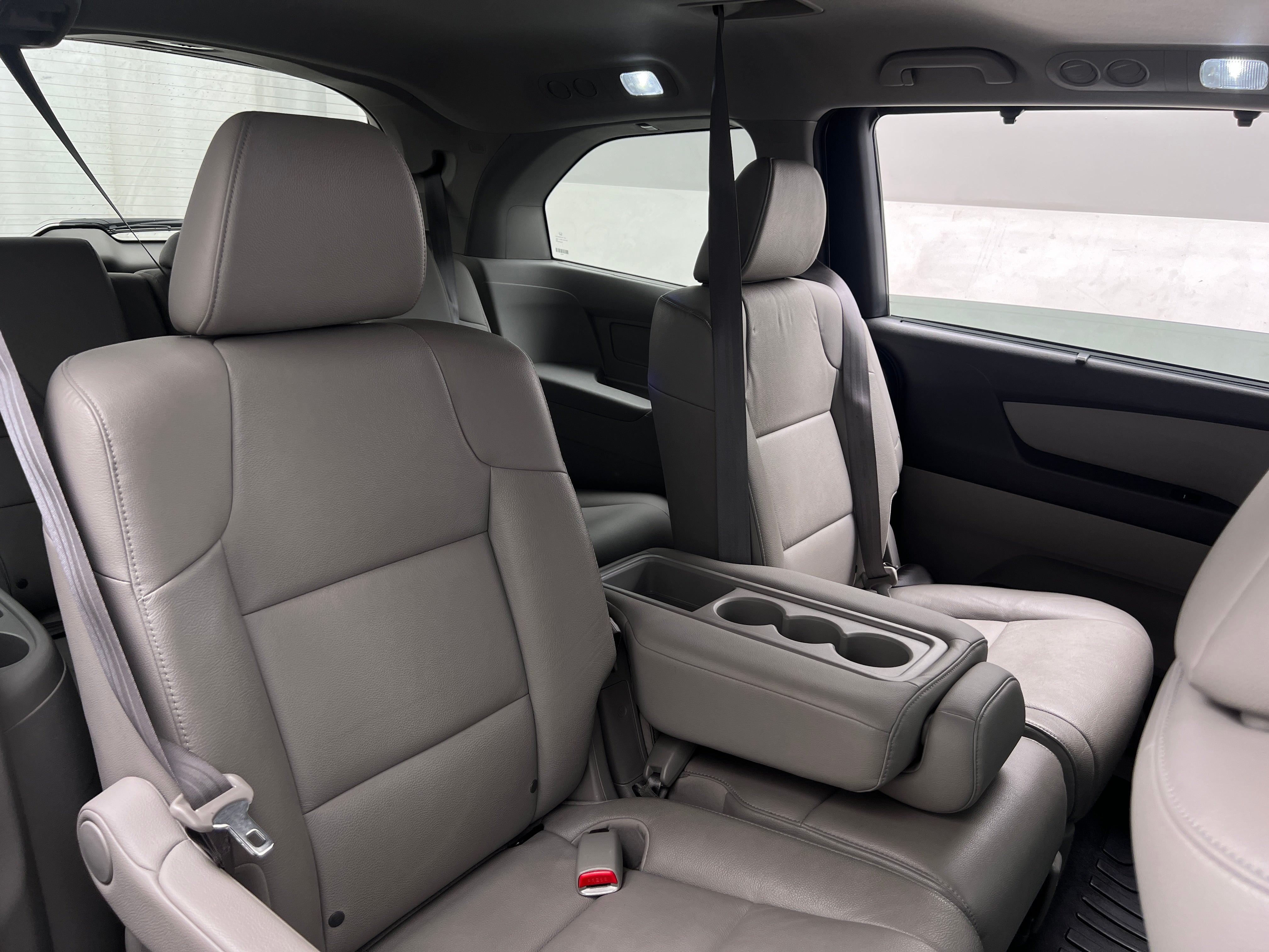 2016 Honda Odyssey EX-L 5