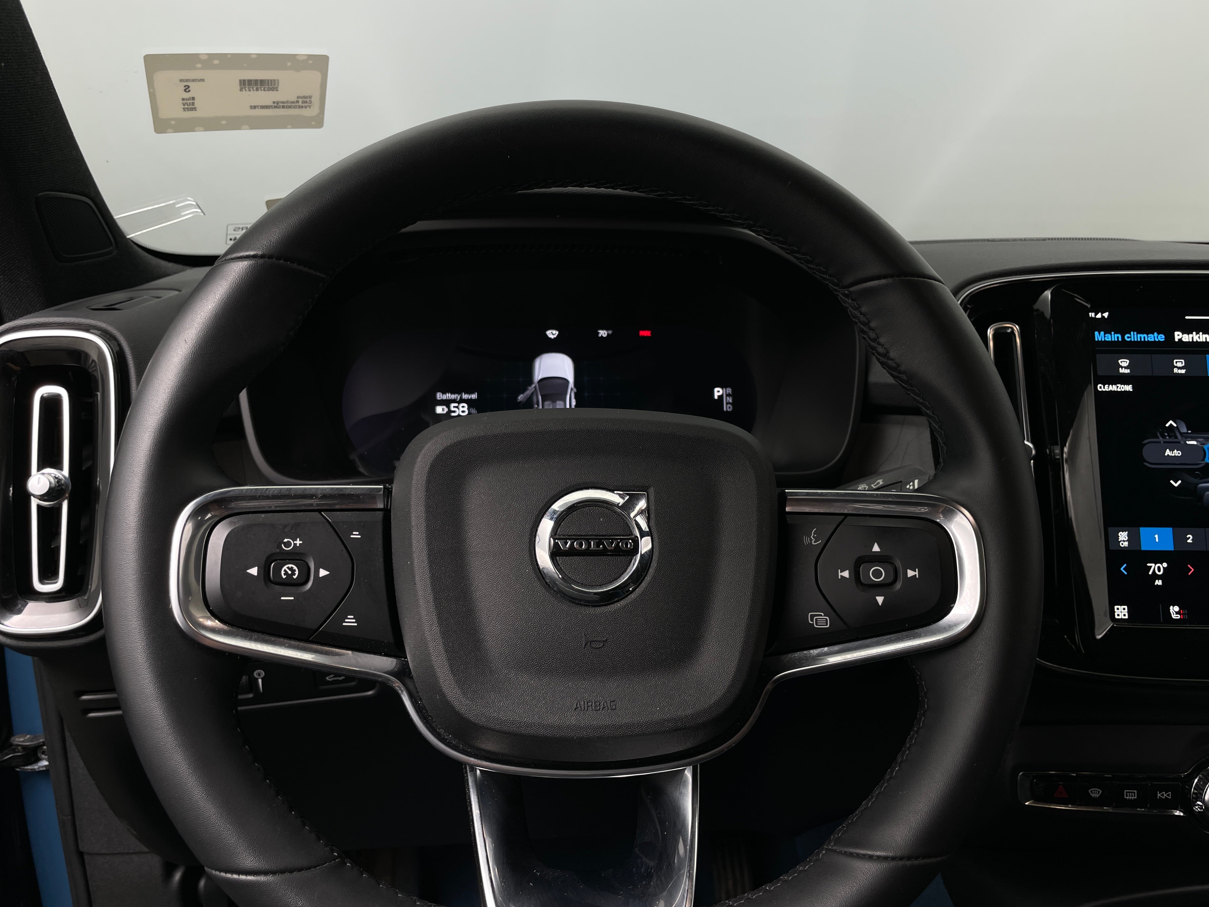 2022 Volvo C40 Ultimate 5