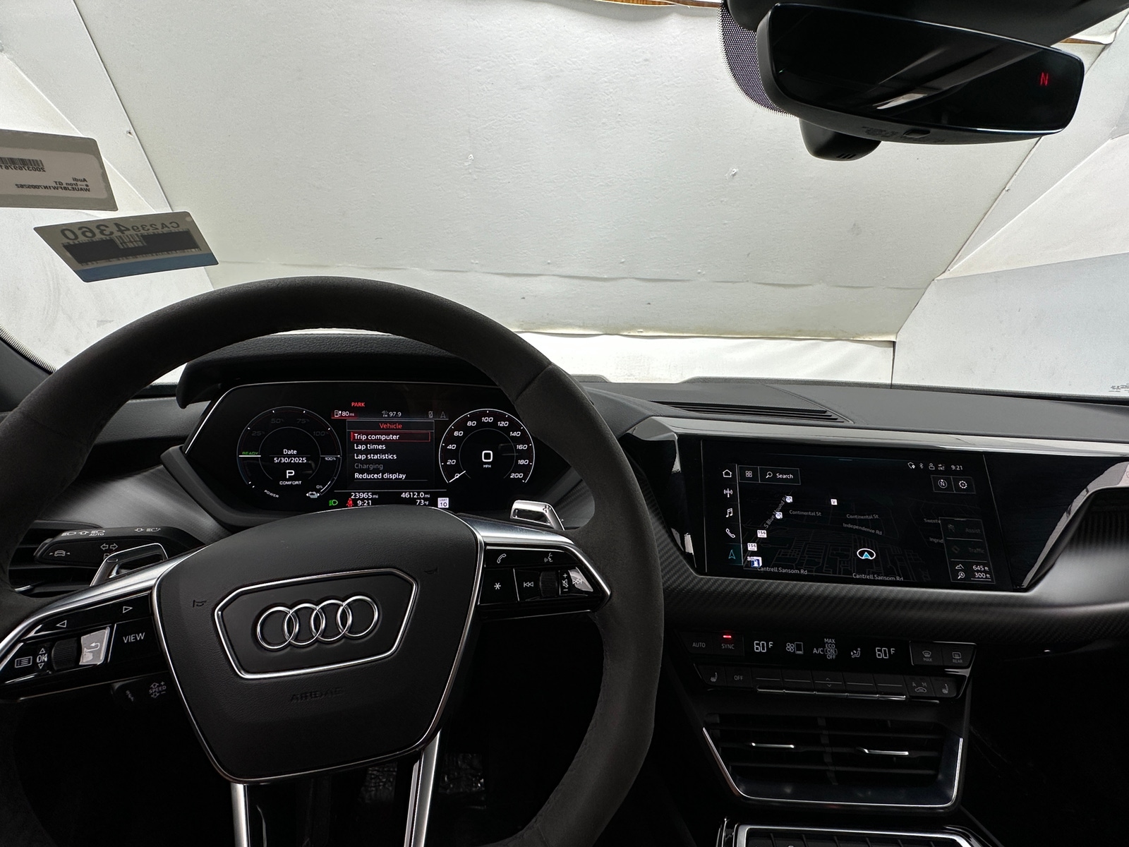 Thumbnail: 2022 Audi e-tron GT - 2